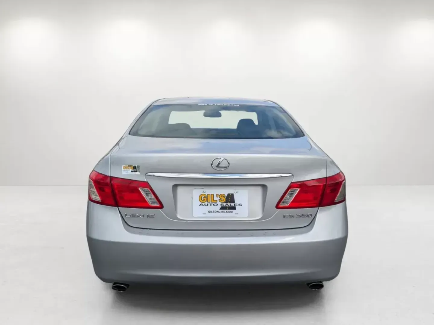 2008 Lexus ES 350 (JTHBJ46G582) with an Other engine, located at 7000 Northlake Connector, Columbus, GA, 31904, (706) 987-8085, 32.524975, -84.978134 - **Experience Luxury and Reliability with the 2008 Lexus ES 350 at Gils Auto Columbus #2**<br /> <br /> Are you searching for a stylish and dependable vehicle that can elevate your daily commute or serve as the perfect family sedan? Look no further than the 2008 Lexus ES 350, now available at Gils A - Photo#5