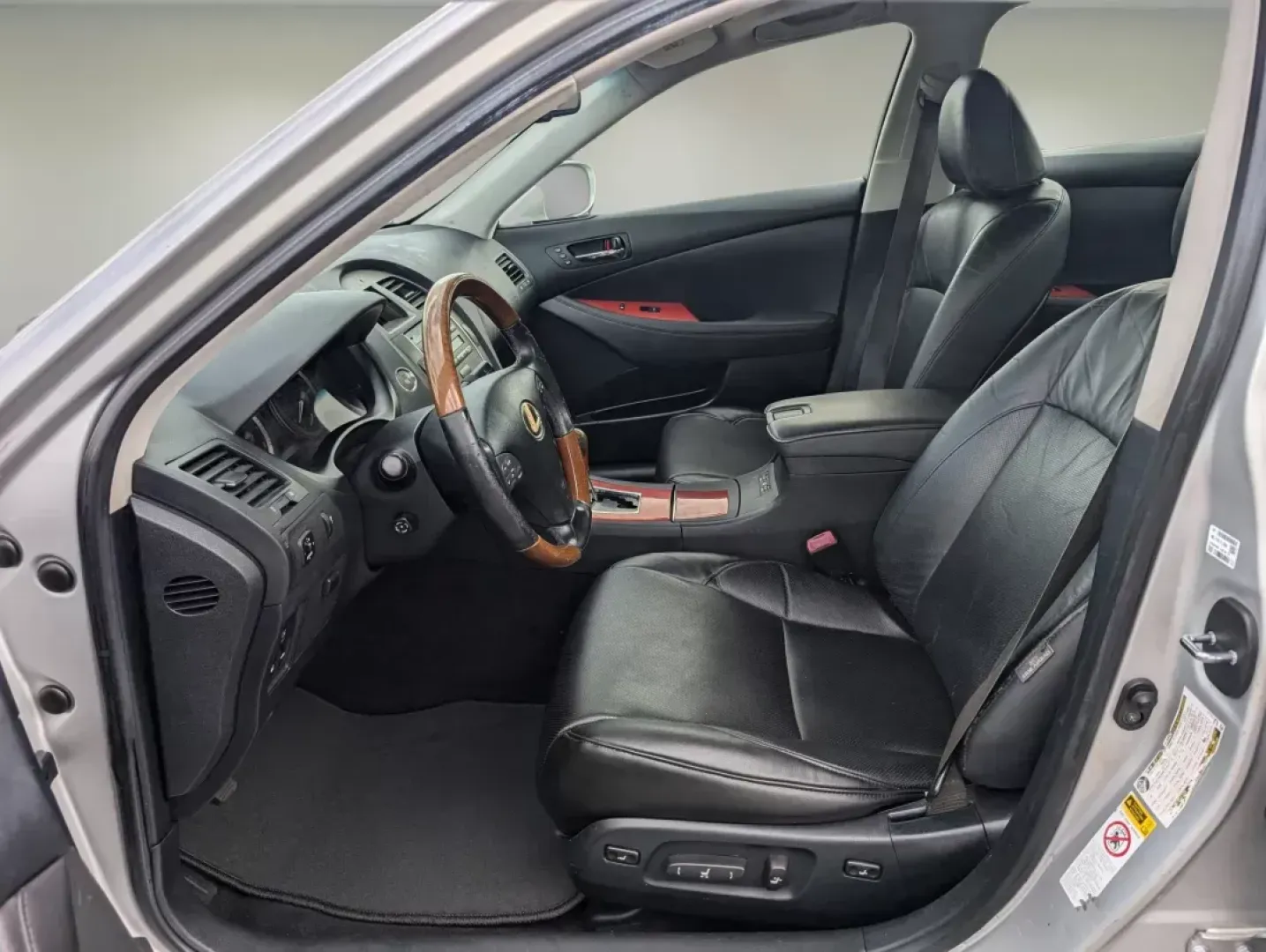 2008 Lexus ES 350 (JTHBJ46G582) with an Other engine, located at 7000 Northlake Connector, Columbus, GA, 31904, (706) 987-8085, 32.524975, -84.978134 - **Experience Luxury and Reliability with the 2008 Lexus ES 350 at Gils Auto Columbus #2**<br /> <br /> Are you searching for a stylish and dependable vehicle that can elevate your daily commute or serve as the perfect family sedan? Look no further than the 2008 Lexus ES 350, now available at Gils A - Photo#9