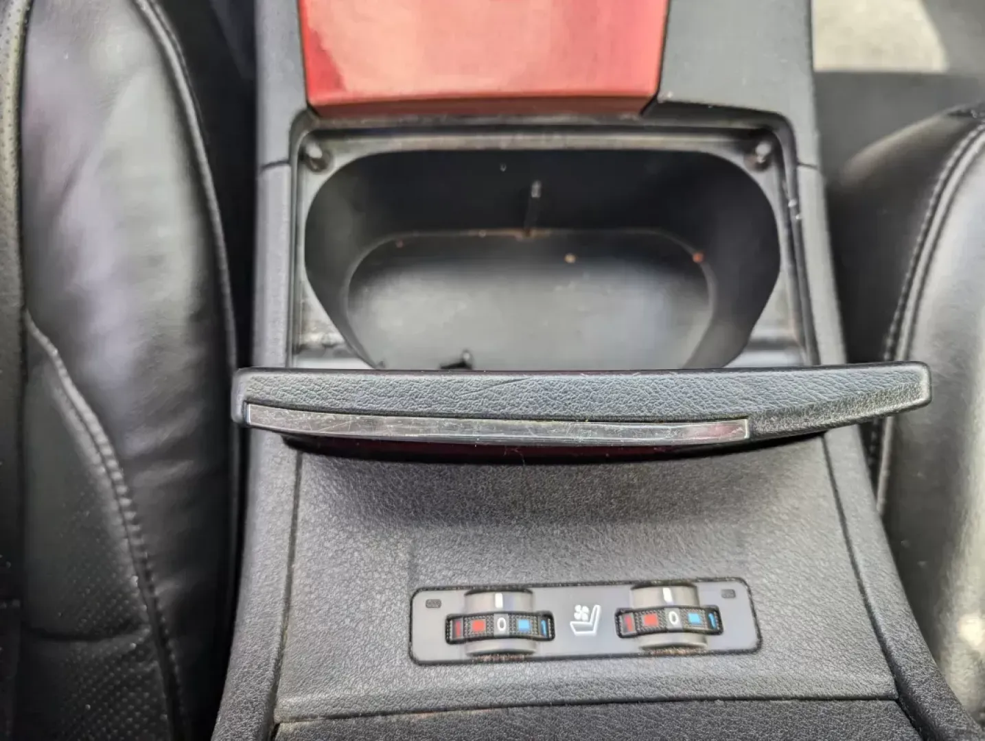 2008 Lexus ES 350 (JTHBJ46G582) with an Other engine, located at 7000 Northlake Connector, Columbus, GA, 31904, (706) 987-8085, 32.524975, -84.978134 - **Experience Luxury and Reliability with the 2008 Lexus ES 350 at Gils Auto Columbus #2**<br /> <br /> Are you searching for a stylish and dependable vehicle that can elevate your daily commute or serve as the perfect family sedan? Look no further than the 2008 Lexus ES 350, now available at Gils A - Photo#12