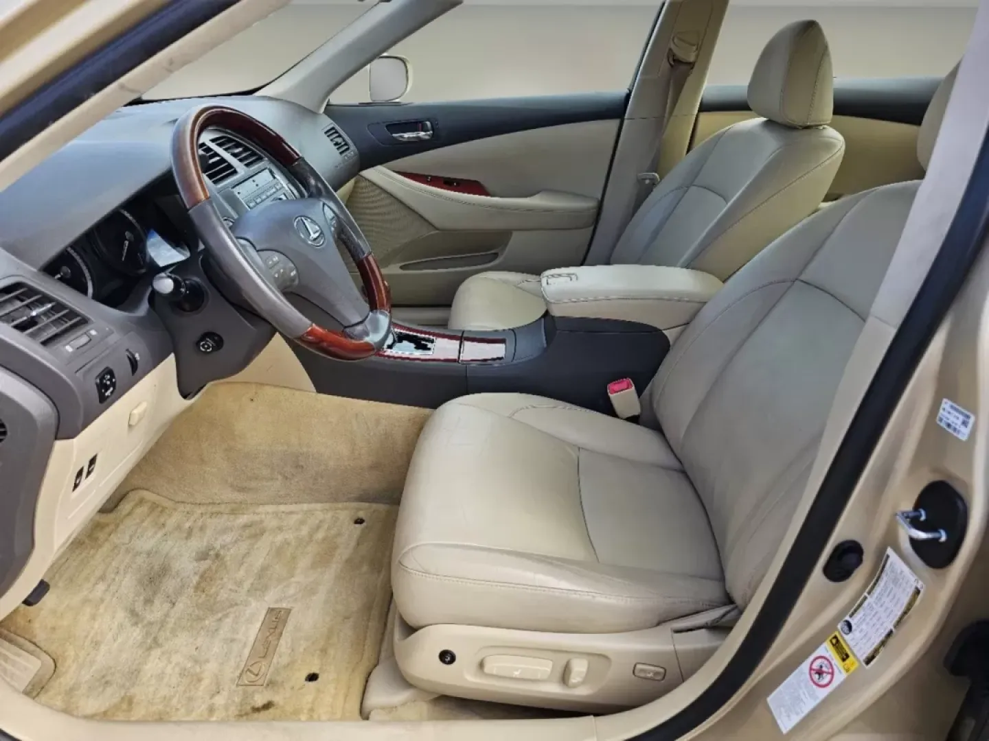 2008 Lexus ES 350 (JTHBJ46G282) with an Other engine, located at 3959 U.S. 80 W, Phenix City, AL, 36870, (334) 297-4885, 32.469296, -85.135185 - Imagine gliding along the scenic roads of Phenix City, AL, surrounded by family and friends in a vehicle that combines luxury with reliability-the 2008 Lexus ES 350. Whether you're commuting to work, running errands, or embarking on weekend getaways, this sedan is your ideal travel companion. With i - Photo#9