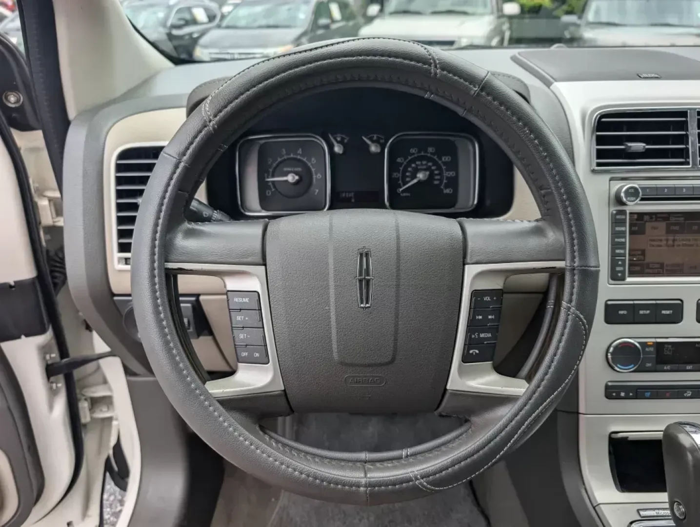 2008 Lincoln MKX (2LMDU68C38B) with an Other engine, located at 3959 U.S. 80 W, Phenix City, AL, 36870, (334) 297-4885, 32.469296, -85.135185 - **Discover the Perfect Family Companion: 2008 Lincoln MKX at Gils Auto Phenix City**<br /> <br /> Are you in search of a reliable vehicle that combines comfort, safety, and style for your growing family? Look no further than the 2008 Lincoln MKX available now at Gils Auto in Phenix City, AL. With i - Photo#14