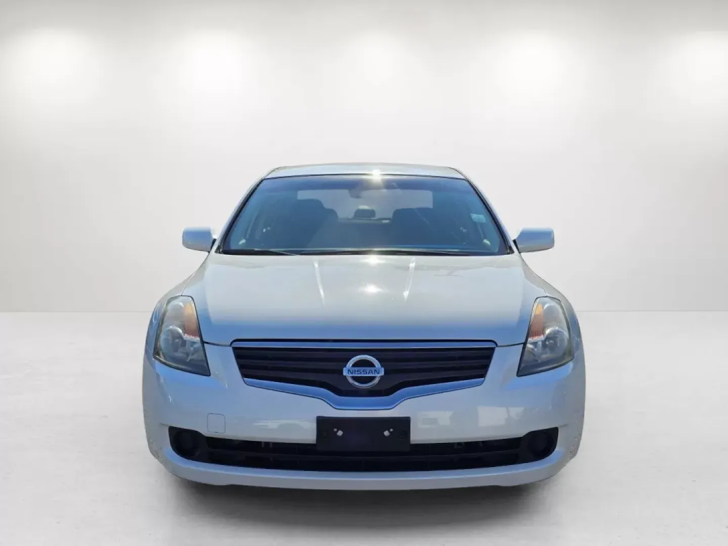 2008 Nissan Altima 2.5 S (1N4AL21E18N) with an Other engine, located at 5115 14th Ave., Columbus, GA, 31904, (706) 323-0345, 32.511494, -84.971046 - Introducing the 2008 Nissan Altima the ideal sedan for budget-conscious buyers looking for reliability and comfort without breaking the bank. Perfect for daily commutes or weekend getaways, this vehicle brings together practicality, style, and efficiency. At Gils Auto in Phenix City, AL, we special - Photo#0