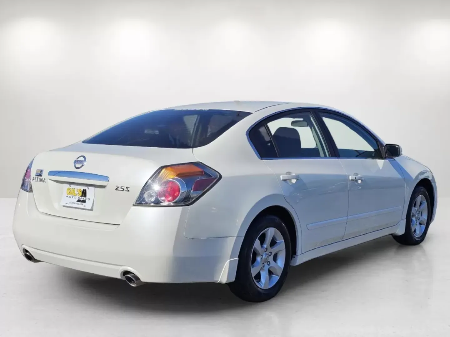 2008 Nissan Altima 2.5 S (1N4AL21E18N) with an Other engine, located at 5115 14th Ave., Columbus, GA, 31904, (706) 323-0345, 32.511494, -84.971046 - Introducing the 2008 Nissan Altima the ideal sedan for budget-conscious buyers looking for reliability and comfort without breaking the bank. Perfect for daily commutes or weekend getaways, this vehicle brings together practicality, style, and efficiency. At Gils Auto in Phenix City, AL, we special - Photo#3