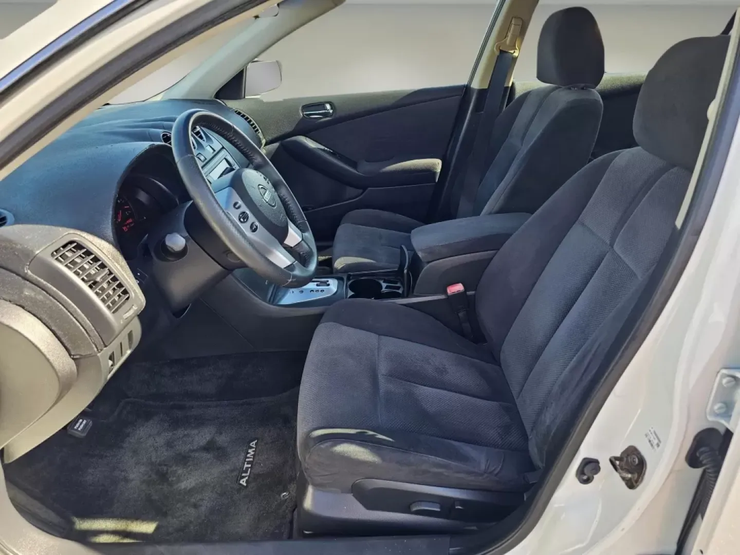 2008 Nissan Altima 2.5 S (1N4AL21E18N) with an Other engine, located at 5115 14th Ave., Columbus, GA, 31904, (706) 323-0345, 32.511494, -84.971046 - Introducing the 2008 Nissan Altima the ideal sedan for budget-conscious buyers looking for reliability and comfort without breaking the bank. Perfect for daily commutes or weekend getaways, this vehicle brings together practicality, style, and efficiency. At Gils Auto in Phenix City, AL, we special - Photo#8