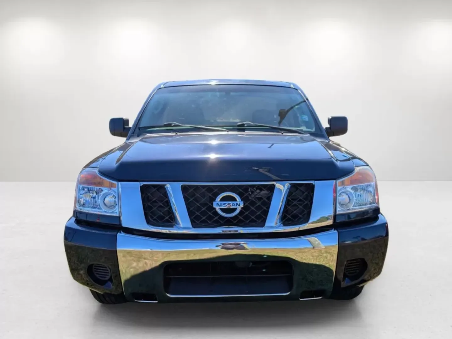 2008 Nissan TITAN SE; LE; XE (1N6BA06A58N) with an Other engine, located at 3959 U.S. 80 W, Phenix City, AL, 36870, (334) 297-4885, 32.469296, -85.135185 - **Elevate Your Adventures with the 2008 Nissan TITAN SE: Perfect for Weekend Getaways and Daily Drives!**<br /> <br /> Are you ready to take your weekend adventures to the next level? Whether you're planning a trip to Lake Harding or need a reliable vehicle for your daily commute, the 2008 Nissan TI - Photo#2