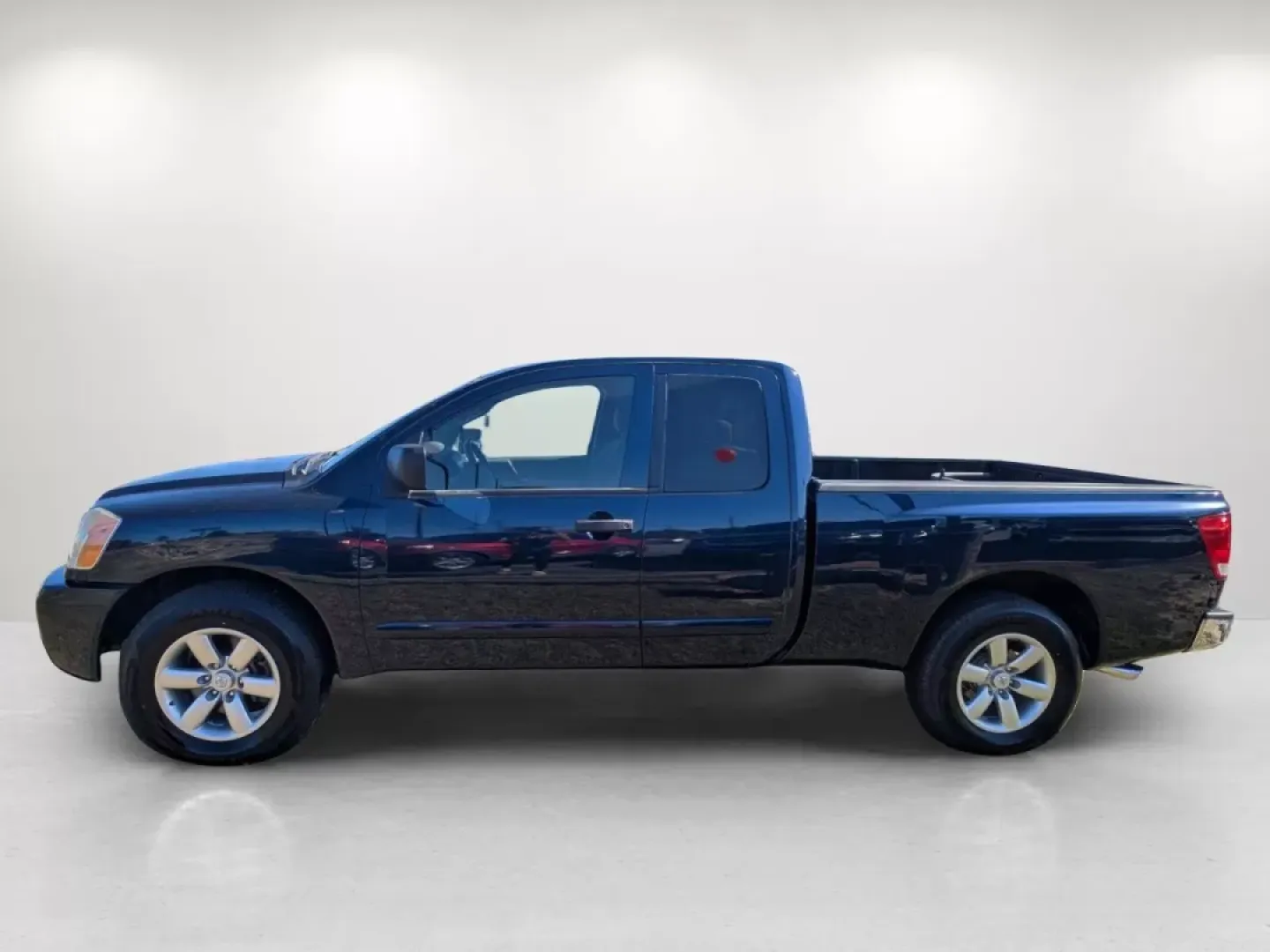 2008 Nissan TITAN SE; LE; XE (1N6BA06A58N) with an Other engine, located at 3959 U.S. 80 W, Phenix City, AL, 36870, (334) 297-4885, 32.469296, -85.135185 - **Elevate Your Adventures with the 2008 Nissan TITAN SE: Perfect for Weekend Getaways and Daily Drives!**<br /> <br /> Are you ready to take your weekend adventures to the next level? Whether you're planning a trip to Lake Harding or need a reliable vehicle for your daily commute, the 2008 Nissan TI - Photo#8