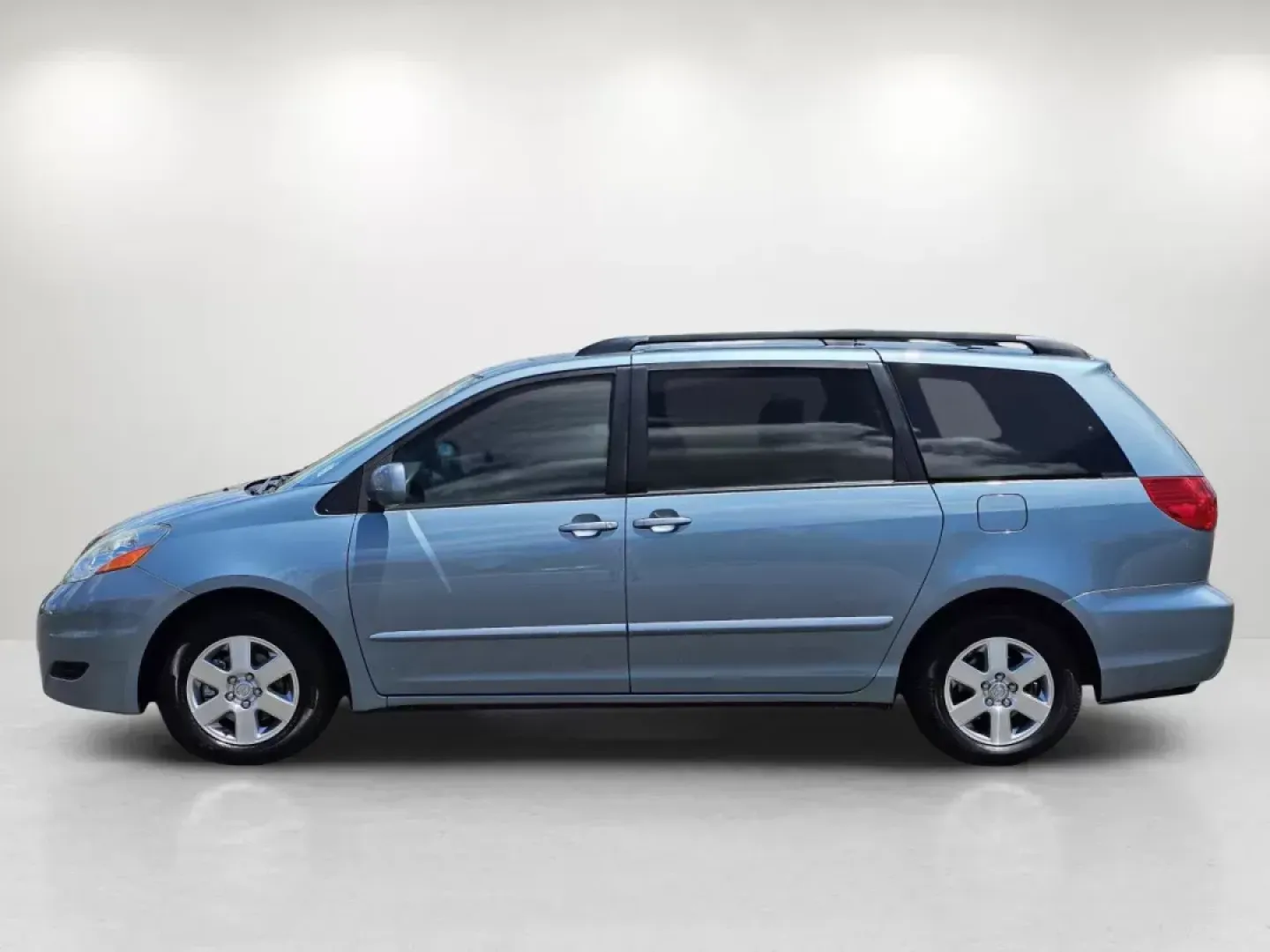 2008 Toyota Sienna XLE (5TDZK22C78S) with an Other engine, located at 521 Old Farm Lane Rd, Prattville, AL, 36066, (334) 325-1505, 32.482460, -86.416367 - **Experience Family Adventures with the 2008 Toyota Sienna XLE at Gils Auto - Prattville**<br /> <br /> Are you ready to elevate your family outings and make unforgettable memories? The 2008 Toyota Sienna XLE is here to ensure that every trip, from school runs to weekend getaways, is comfortable and - Photo#2