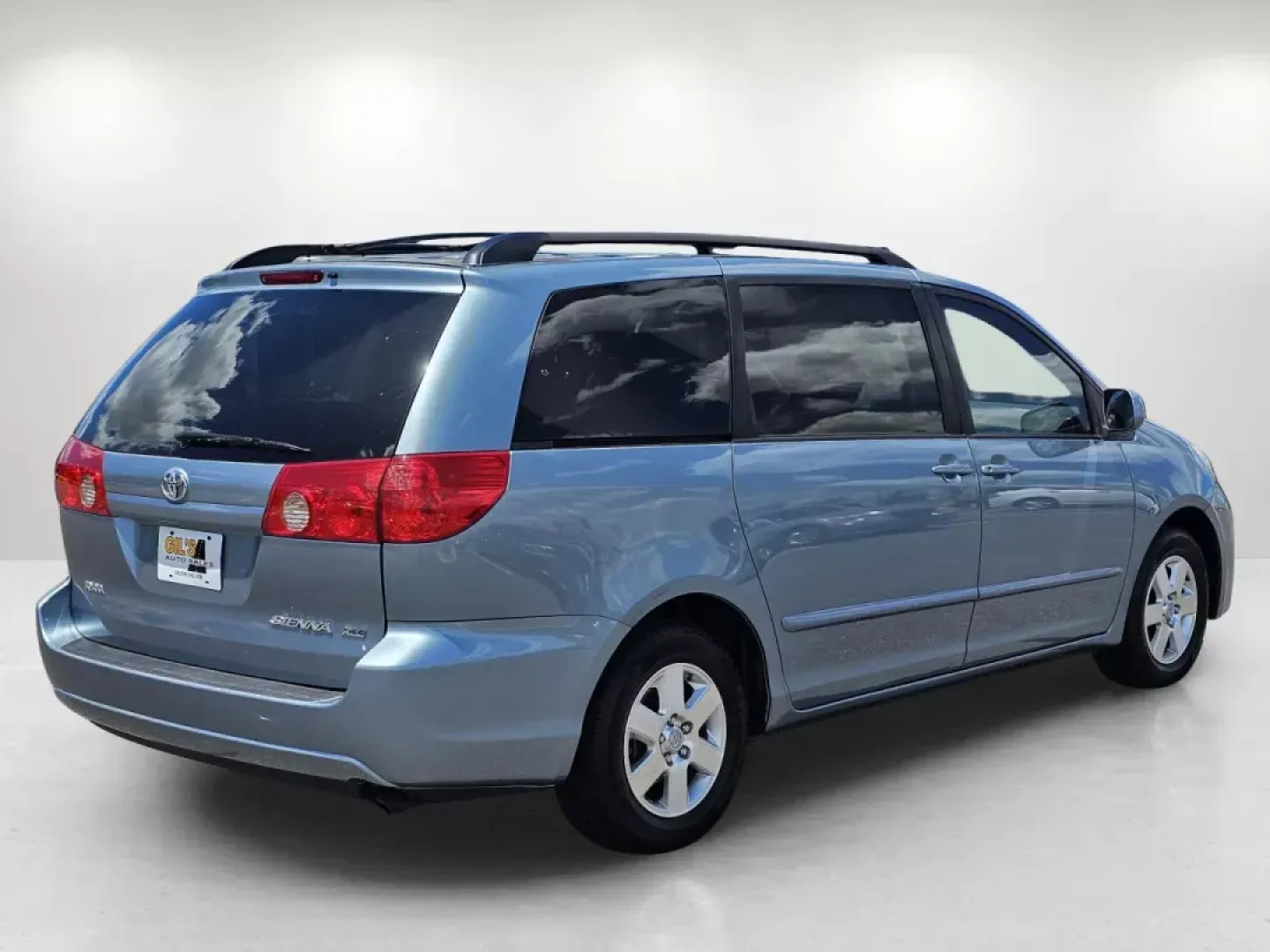 2008 Toyota Sienna XLE (5TDZK22C78S) with an Other engine, located at 521 Old Farm Lane Rd, Prattville, AL, 36066, (334) 325-1505, 32.482460, -86.416367 - **Experience Family Adventures with the 2008 Toyota Sienna XLE at Gils Auto - Prattville**<br /> <br /> Are you ready to elevate your family outings and make unforgettable memories? The 2008 Toyota Sienna XLE is here to ensure that every trip, from school runs to weekend getaways, is comfortable and - Photo#5