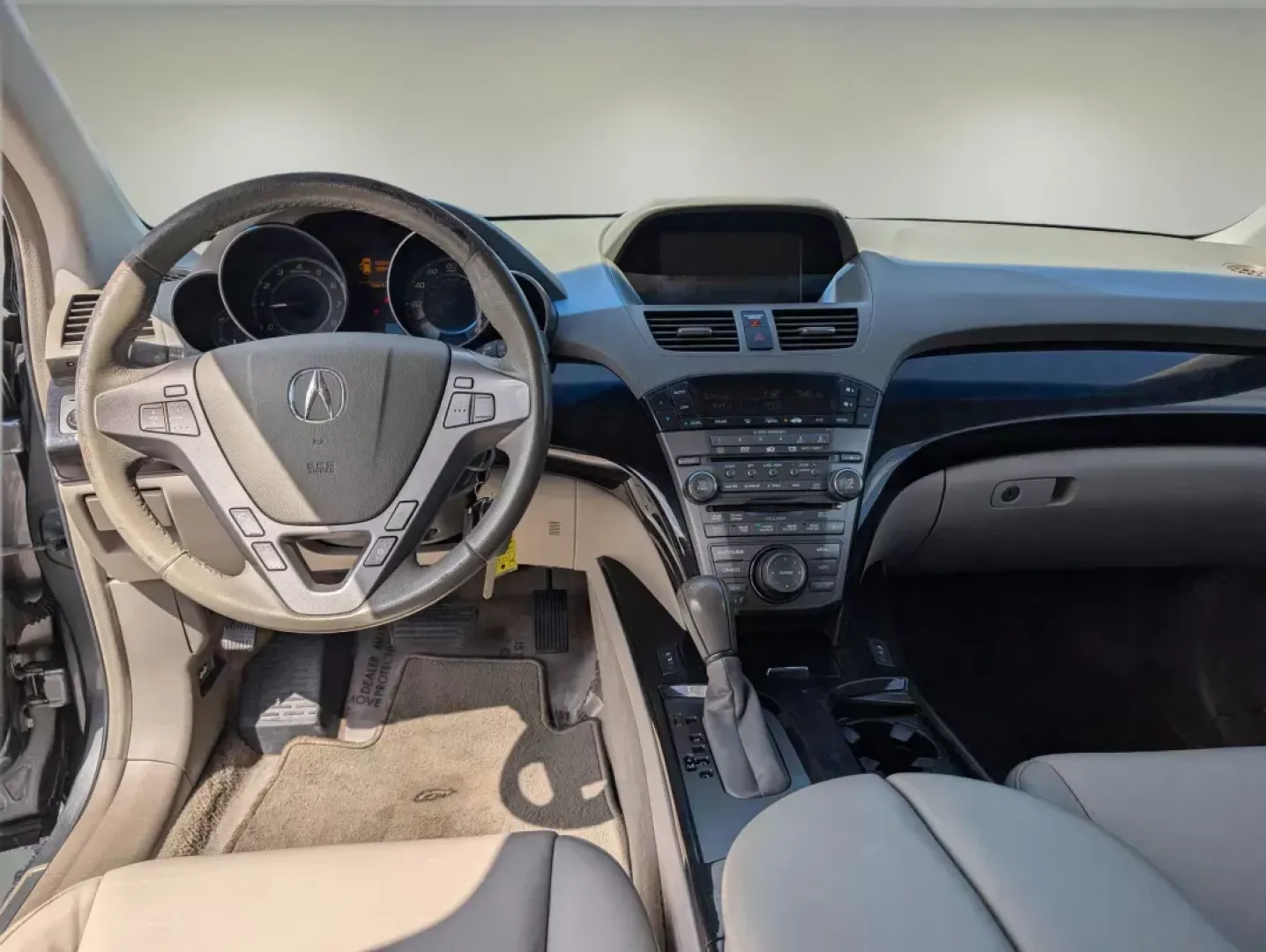 2009 Acura MDX Tech/Entertainment Pkg (2HNYD28429H) with an Gas V6 3.7L/ engine, 5-Speed Automatic w/OD transmission, located at 3959 U.S. 80 W, Phenix City, AL, 36870, (334) 297-4885, 32.469296, -85.135185 - **Discover Your Next Adventure with the 2009 Acura MDX at Gils Auto - Phenix City!**<br /> <br /> Are you ready to elevate your family outings or weekend getaways? Look no further than this stunning 2009 Acura MDX, a vehicle designed to enhance your lifestyle while providing the versatility needed f - Photo#13