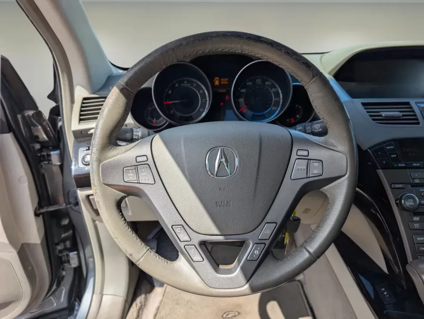 2009 Acura MDX Tech/Entertainment Pkg (2HNYD28429H) with an Gas V6 3.7L/ engine, 5-Speed Automatic w/OD transmission, located at 3959 U.S. 80 W, Phenix City, AL, 36870, (334) 297-4885, 32.469296, -85.135185 - **Discover Your Next Adventure with the 2009 Acura MDX at Gils Auto - Phenix City!**<br /> <br /> Are you ready to elevate your family outings or weekend getaways? Look no further than this stunning 2009 Acura MDX, a vehicle designed to enhance your lifestyle while providing the versatility needed f - Photo#16