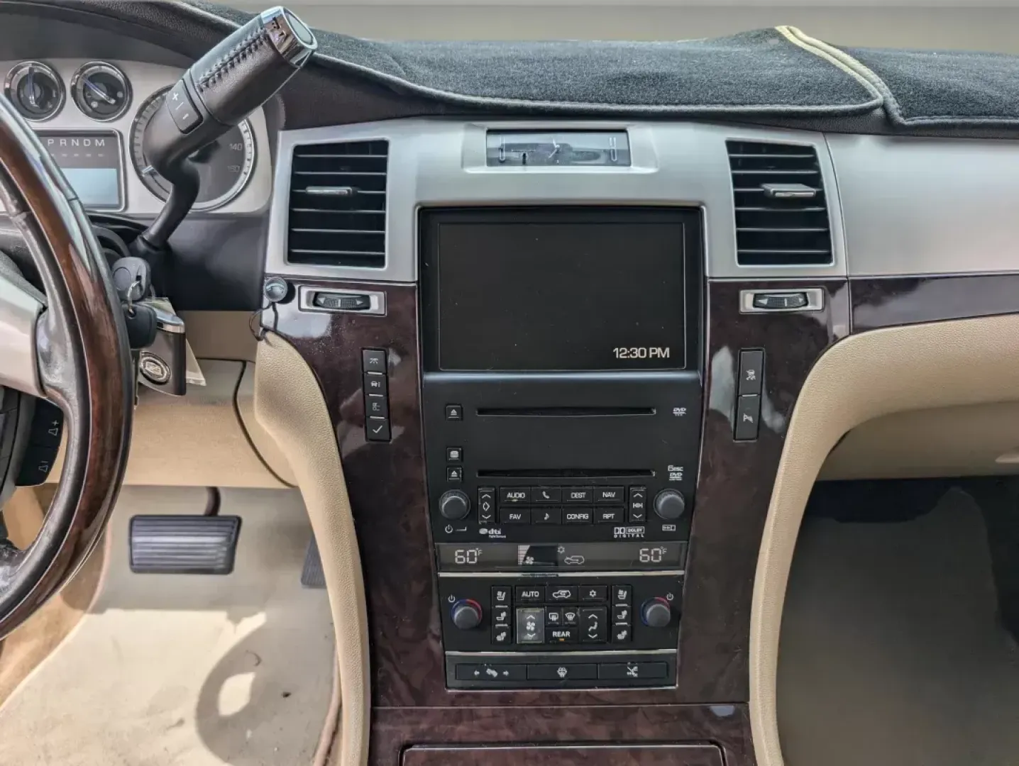 2009 /Cashmere/Cocoa Cadillac Escalade (1GYFC53229R) with an Gas V8 6.2L/376 engine, 6-Speed HD Automatic w/OD transmission, located at 3959 U.S. 80 W, Phenix City, AL, 36870, (334) 297-4885, 32.469296, -85.135185 - 2009 Cadillac Escalade - Photo#16
