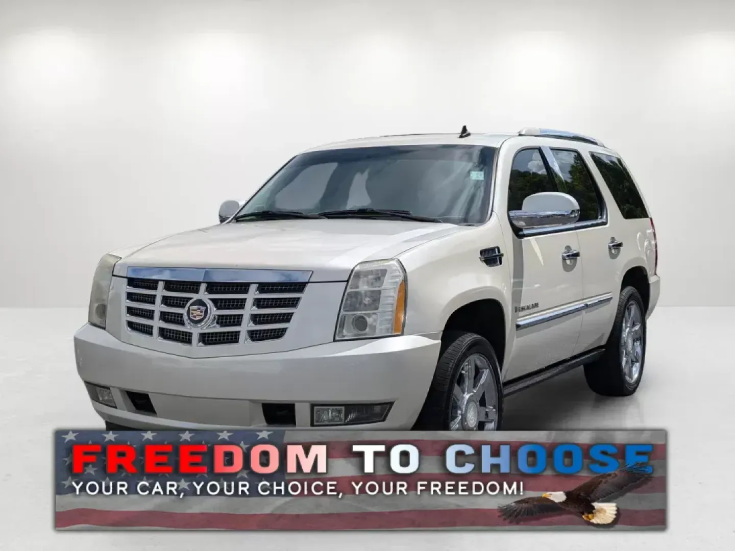 2009 /Cashmere/Cocoa Cadillac Escalade (1GYFC53229R) with an Gas V8 6.2L/376 engine, 6-Speed HD Automatic w/OD transmission, located at 3959 U.S. 80 W, Phenix City, AL, 36870, (334) 297-4885, 32.469296, -85.135185 - **Elevate Your Lifestyle with the 2009 Cadillac Escalade at Gils Auto Phenix City, AL!**<br /> <br /> Searching for an SUV that combines luxury with practicality? Look no further than this stunning 2009 Cadillac Escalade, available now at Gils Auto in Phenix City, AL! Perfect for family adventures, - Photo#0