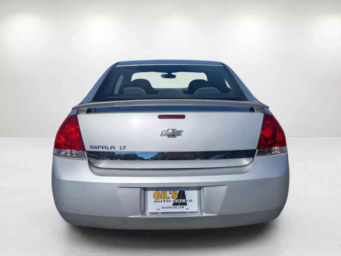 2009 /Ebony Chevrolet Impala 3.5L LT (2G1WT57N991) with an Other engine, located at 3959 U.S. 80 W, Phenix City, AL, 36870, (334) 297-4885, 32.469296, -85.135185 - Elevate your daily commute or family road trips with the 2009 Chevrolet Impala LT-a perfect balance of comfort, reliability, and style. This sedan is not just a car; it's your ticket to enjoyable journeys, whether you're navigating the busy streets of Prattville or exploring the scenic routes of Ala - Photo#6
