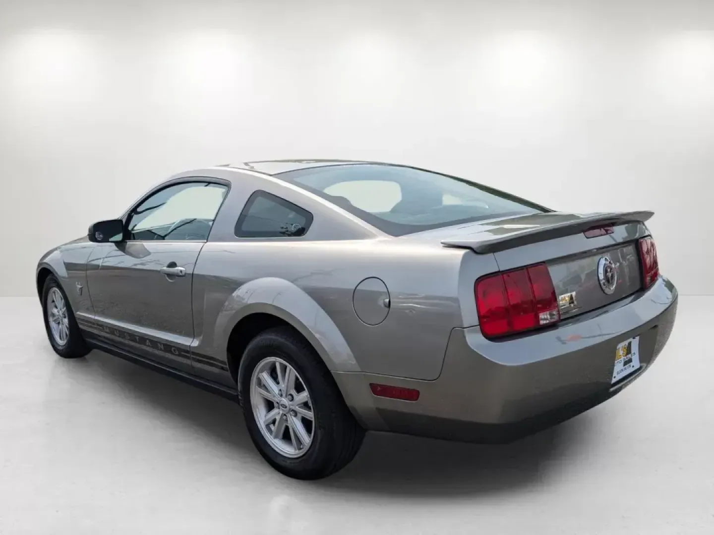 2009 Ford Mustang (1ZVHT80N195) with an Other engine, located at 7000 Northlake Connector, Columbus, GA, 31904, (706) 987-8085, 32.524975, -84.978134 - **Unleash Your Inner Adventurer with This 2009 Ford Mustang!**<br /> <br /> Looking to elevate your driving experience? Imagine cruising down the open road in a stylish 2009 Ford Mustang, the perfect companion for weekend getaways or daily commutes in Columbus, GA. Whether you're a car enthusiast or - Photo#6
