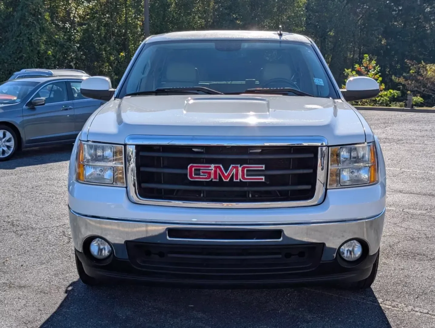 2009 /Very Dark Cashmere/Light Cashmere GMC Sierra 1500 SLT (1GTEC39039Z) with an Other engine, located at 3959 U.S. 80 W, Phenix City, AL, 36870, (334) 297-4885, 32.469296, -85.135185 - **Unleash Adventure with the 2009 GMC Sierra 1500 SLT Perfect for Your Next Journey!**<br /> <br /> If you're looking for a reliable pickup that effortlessly combines style, comfort, and versatility, look no further than the 2009 GMC Sierra 1500 SLT. This extended cab beauty is not just a vehicle; - Photo#1