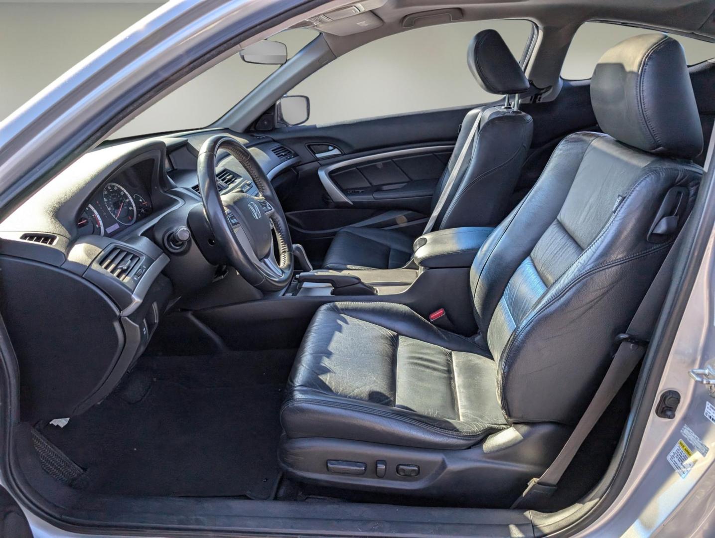 2009 Honda Accord Cpe EX-L (1HGCS22899A) with an Gas V6 3.5L/213 engine, 5-Speed Automatic transmission, located at 3959 U.S. 80 W, Phenix City, AL, 36870, (334) 297-4885, 32.469296, -85.135185 - 2009 Honda Accord Cpe EX-L - Photo#10