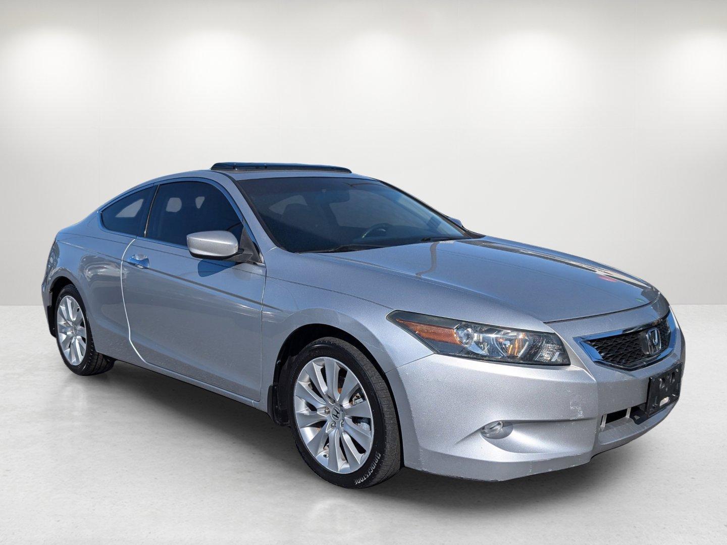 2009 Honda Accord Cpe EX-L (1HGCS22899A) with an Gas V6 3.5L/213 engine, 5-Speed Automatic transmission, located at 3959 U.S. 80 W, Phenix City, AL, 36870, (334) 297-4885, 32.469296, -85.135185 - 2009 Honda Accord Cpe EX-L - Photo#3