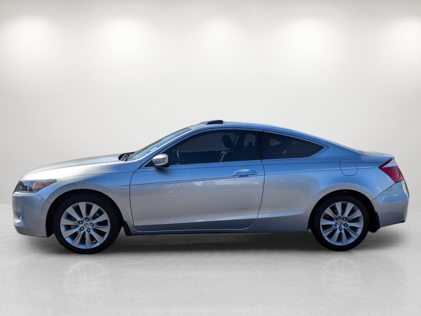 2009 Honda Accord Cpe EX-L (1HGCS22899A) with an Gas V6 3.5L/213 engine, 5-Speed Automatic transmission, located at 3959 U.S. 80 W, Phenix City, AL, 36870, (334) 297-4885, 32.469296, -85.135185 - 2009 Honda Accord Cpe EX-L - Photo#8