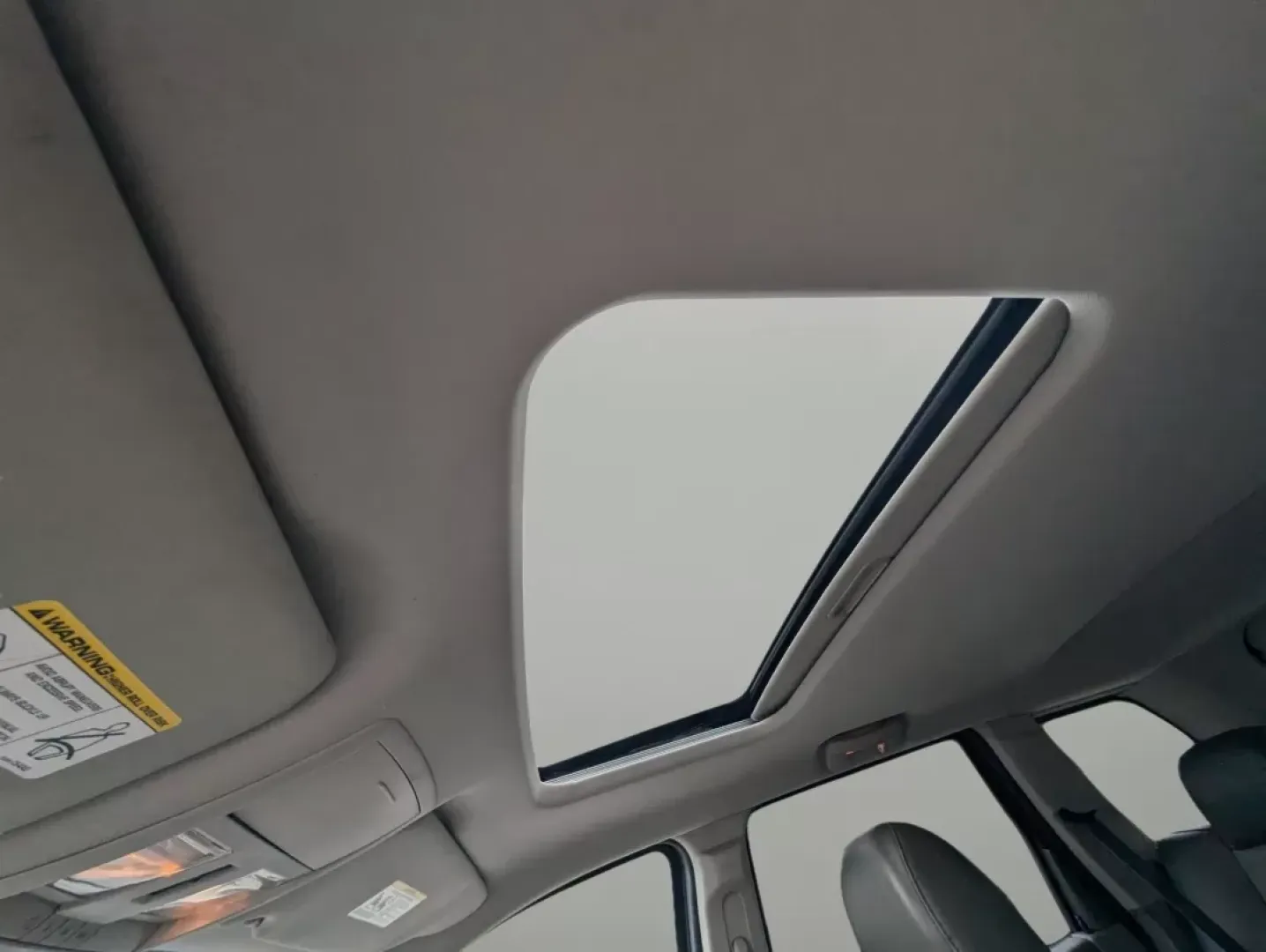 2009 /Khaki Jeep Grand Cherokee Laredo (1J8GS48K59C) with an Other engine, located at 5115 14th Ave., Columbus, GA, 31904, (706) 323-0345, 32.511494, -84.971046 - ### Discover Adventure with the 2009 Jeep Grand Cherokee Laredo at Gils Auto!<br /> <br /> Are you ready to elevate your lifestyle and embark on unforgettable journeys? The 2009 Jeep Grand Cherokee Laredo is your perfect companion for weekend adventures, family outings, or even a daily commute that - Photo#15