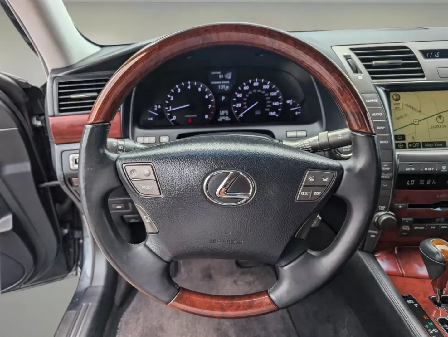 2009 Lexus LS 460 (JTHBL46F895) with an Other engine, located at 5115 14th Ave., Columbus, GA, 31904, (706) 323-0345, 32.511494, -84.971046 - 2009 Lexus LS 460 - Photo#14