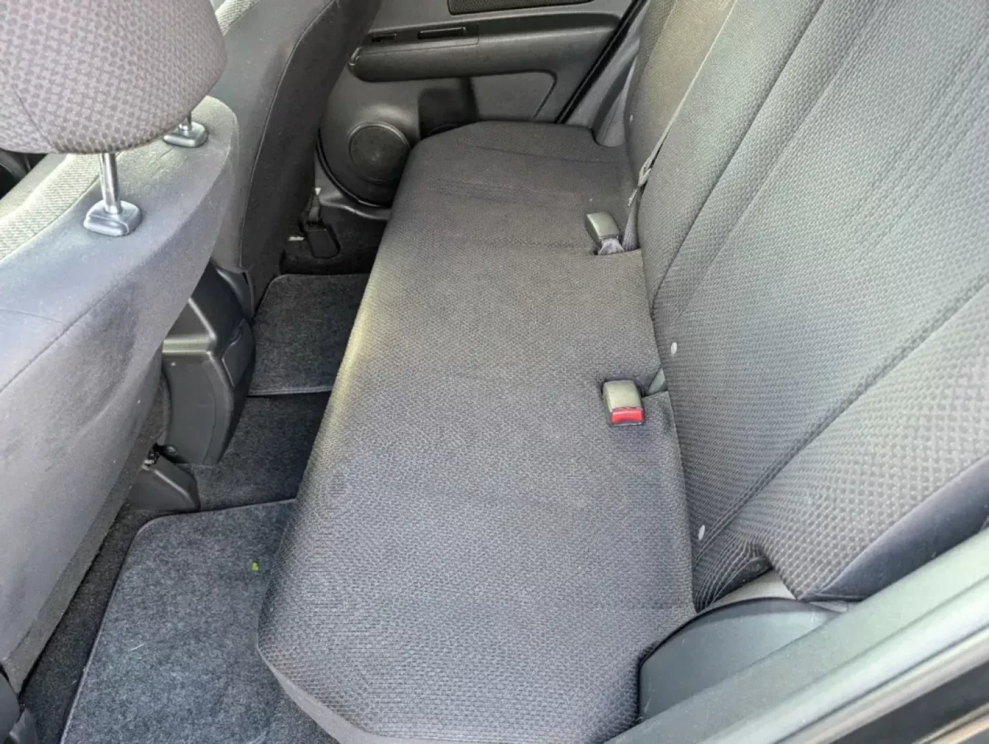 2009 Black Scion xB (JTLKE50E991) with an Gas I4 2.4L/144 engine, 4-Speed Automatic transmission, located at 3959 U.S. 80 W, Phenix City, AL, 36870, (334) 297-4885, 32.469296, -85.135185 - ### Discover Your Next Adventure with the 2009 Scion xB<br /> <br /> Are you ready to elevate your daily commute or embark on weekend adventures in style? Look no further than the 2009 Scion xB, available now at Gils Auto in Phenix City, AL. This versatile station wagon is perfect for budget-conscio - Photo#13