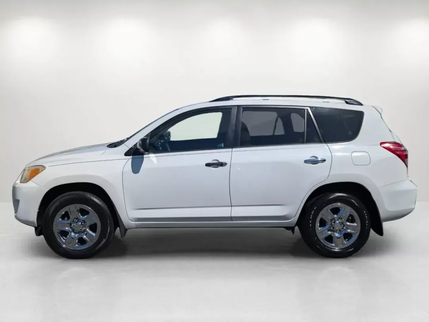 2009 Toyota RAV4 (JTMZF33V39D) with an Other engine, located at 3959 U.S. 80 W, Phenix City, AL, 36870, (334) 297-4885, 32.469296, -85.135185 - 2009 Toyota RAV4 - Photo#8