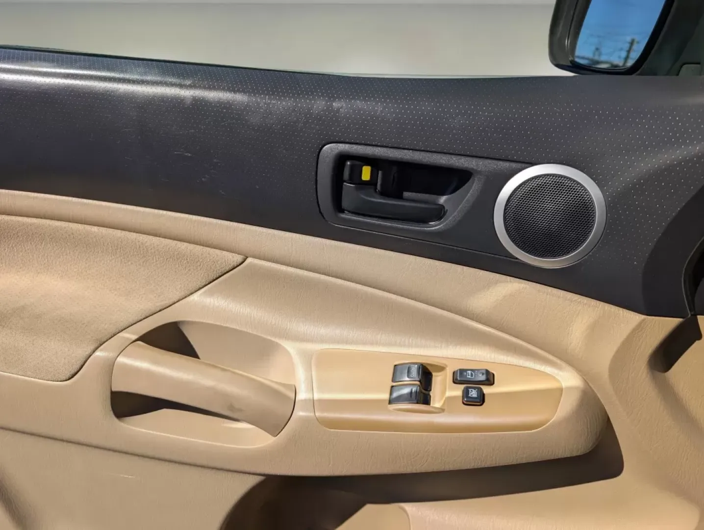 2009 Toyota Tacoma (5TETX22N59Z) with an Other engine, located at 804 22nd Ave, Phenix City, AL, 36870, (334) 297-1860, 32.484749, -85.024475 - **Explore Your Adventures with the 2009 Toyota Tacoma at Gils Auto - Prattville!**<br /> <br /> Are you ready to elevate your weekend adventures or tackle that daily commute with confidence? Look no further than the 2009 Toyota Tacoma, available now at Gils Auto, your trusted Buy Here Pay Here deale - Photo#8