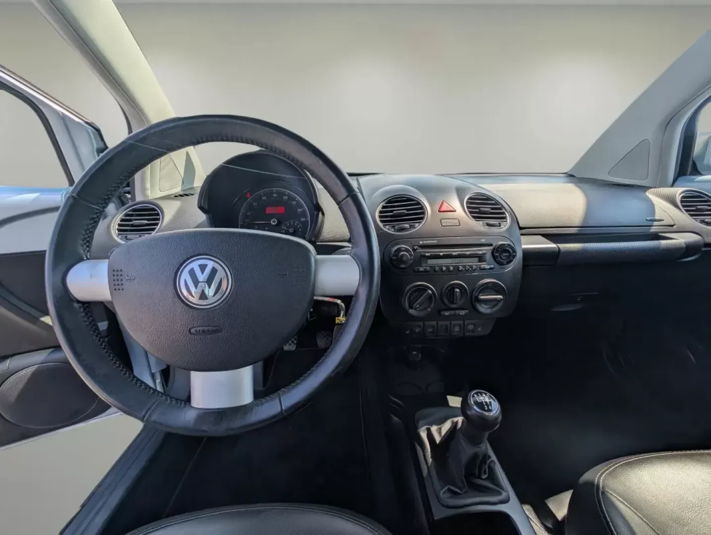 2009 Volkswagen New Beetle Coupe S (3VWPW31C29M) with an Other engine, located at 5115 14th Ave., Columbus, GA, 31904, (706) 323-0345, 32.511494, -84.971046 - **Unleash Your Adventurous Spirit with the 2009 Volkswagen New Beetle Coupe!**<br /> <br /> Are you ready to make your daily commute or weekend getaway a little more exciting? At Gils Auto in Phenix City, AL, we're proud to present a stunning 2009 Volkswagen New Beetle Coupe that perfectly blends st - Photo#9