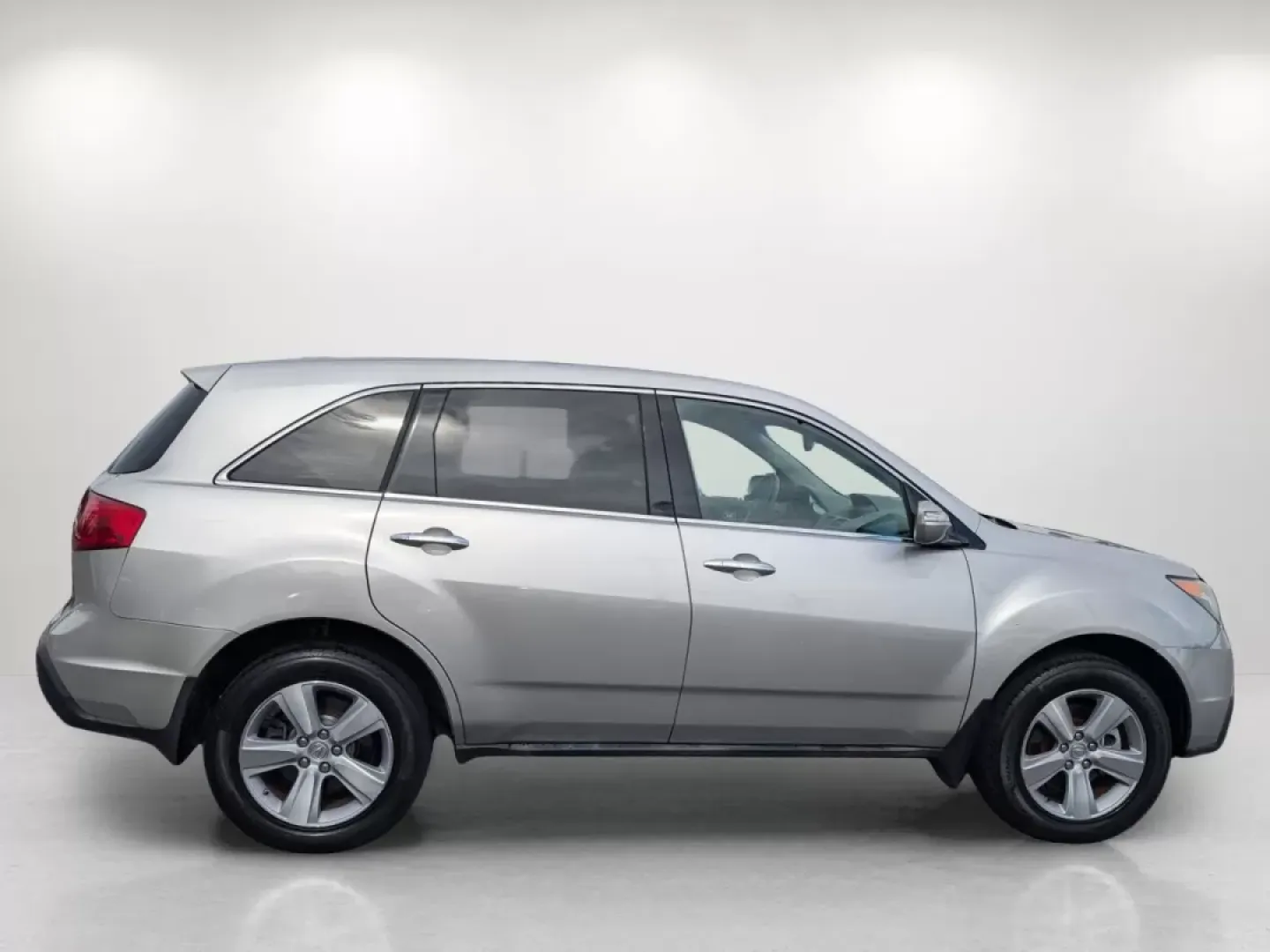 2010 Acura MDX Technology Pkg (2HNYD2H68AH) with an Other engine, located at 804 22nd Ave, Phenix City, AL, 36870, (334) 297-1860, 32.484749, -85.024475 - ### Embrace Adventure with the 2010 Acura MDX at Gils Auto Columbus, GA!<br /> <br /> Are you ready to elevate your family adventures or tackle your daily commute with style and comfort? Look no further than the sleek 2010 Acura MDX, available now at **Gils Auto**, located conveniently at **5115 14 - Photo#3