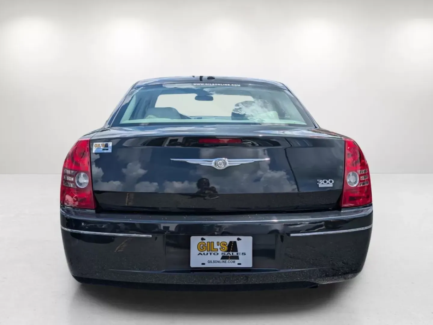 2010 /Dark Khaki/Light Gray Stone Chrysler 300 Touring Signature (2C3CA5CV9AH) with an Other engine, located at 3959 U.S. 80 W, Phenix City, AL, 36870, (334) 297-4885, 32.469296, -85.135185 - Are you searching for a stylish sedan that combines luxury with reliability? Look no further than the 2010 Chrysler 300 Touring Signature at Gils Auto in Opelika, AL. This spacious and comfortable vehicle is perfect for families looking to upgrade their daily drives or for those who enjoy weekend ad - Photo#6