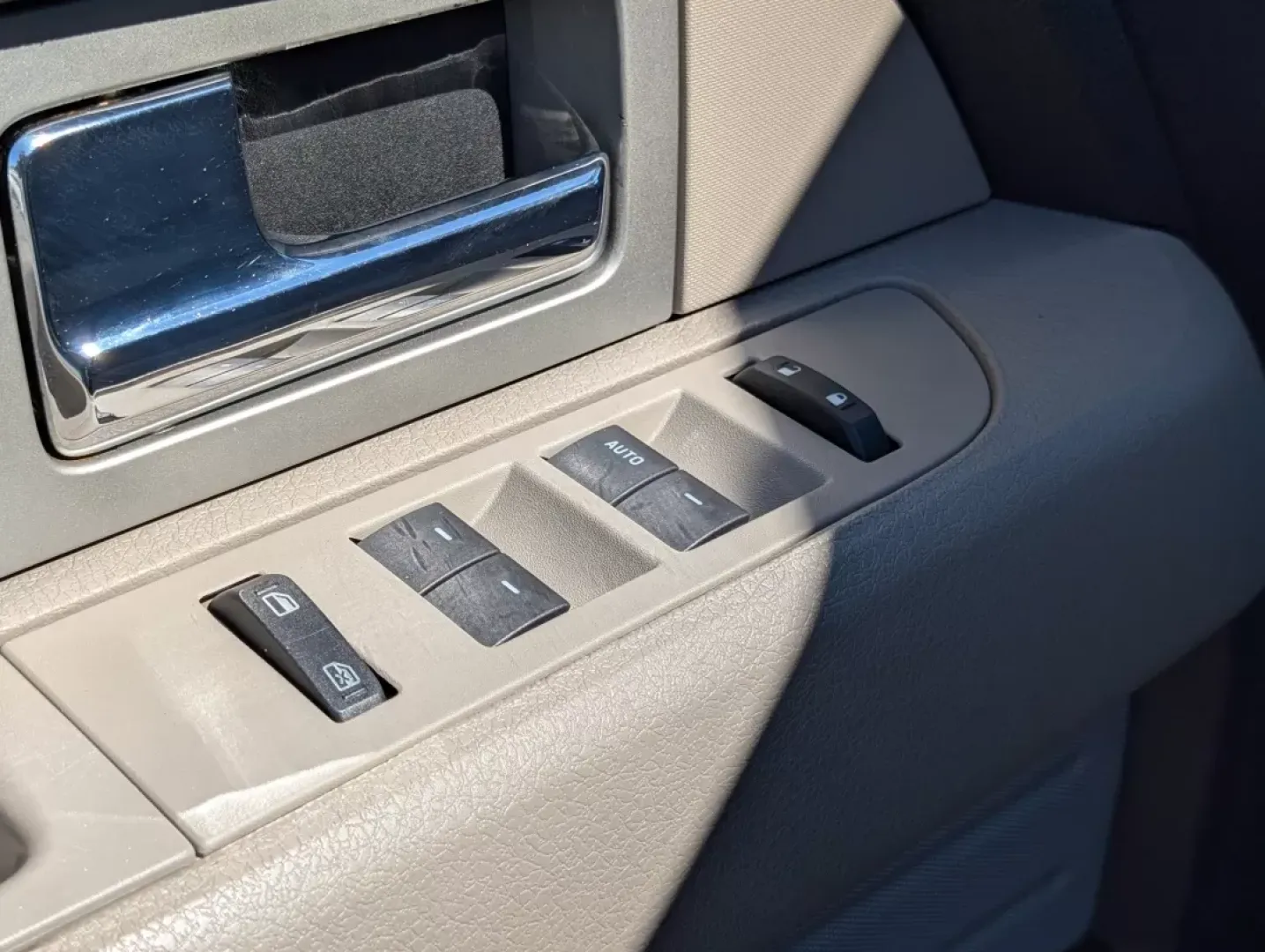 2010 Ford F-150 XLT (1FTEW1C84AF) with an Other engine, located at 3959 U.S. 80 W, Phenix City, AL, 36870, (334) 297-4885, 32.469296, -85.135185 - Embrace the freedom of the open road with the 2010 Ford F-150, the perfect companion for weekend adventures and everyday errands alike! Whether you're hauling gear for a family camping trip or navigating busy streets, this dependable pickup truck is designed to enhance your lifestyle while offering - Photo#10