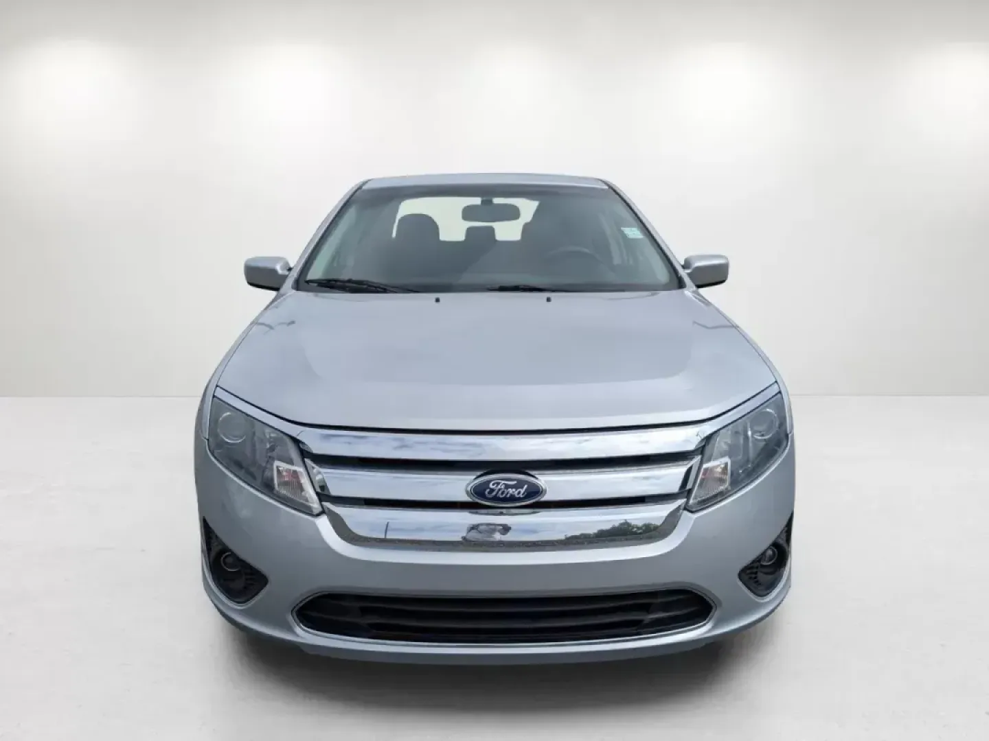 2010 Ford Fusion SE (3FAHP0HA6AR) with an Gas I4 2.5L/152 engine, located at 1430 Gateway Drive, Opelika, AL, 36801, (334) 239-0944, 32.637871, -85.409790 - 2010 Ford Fusion SE - Photo#1