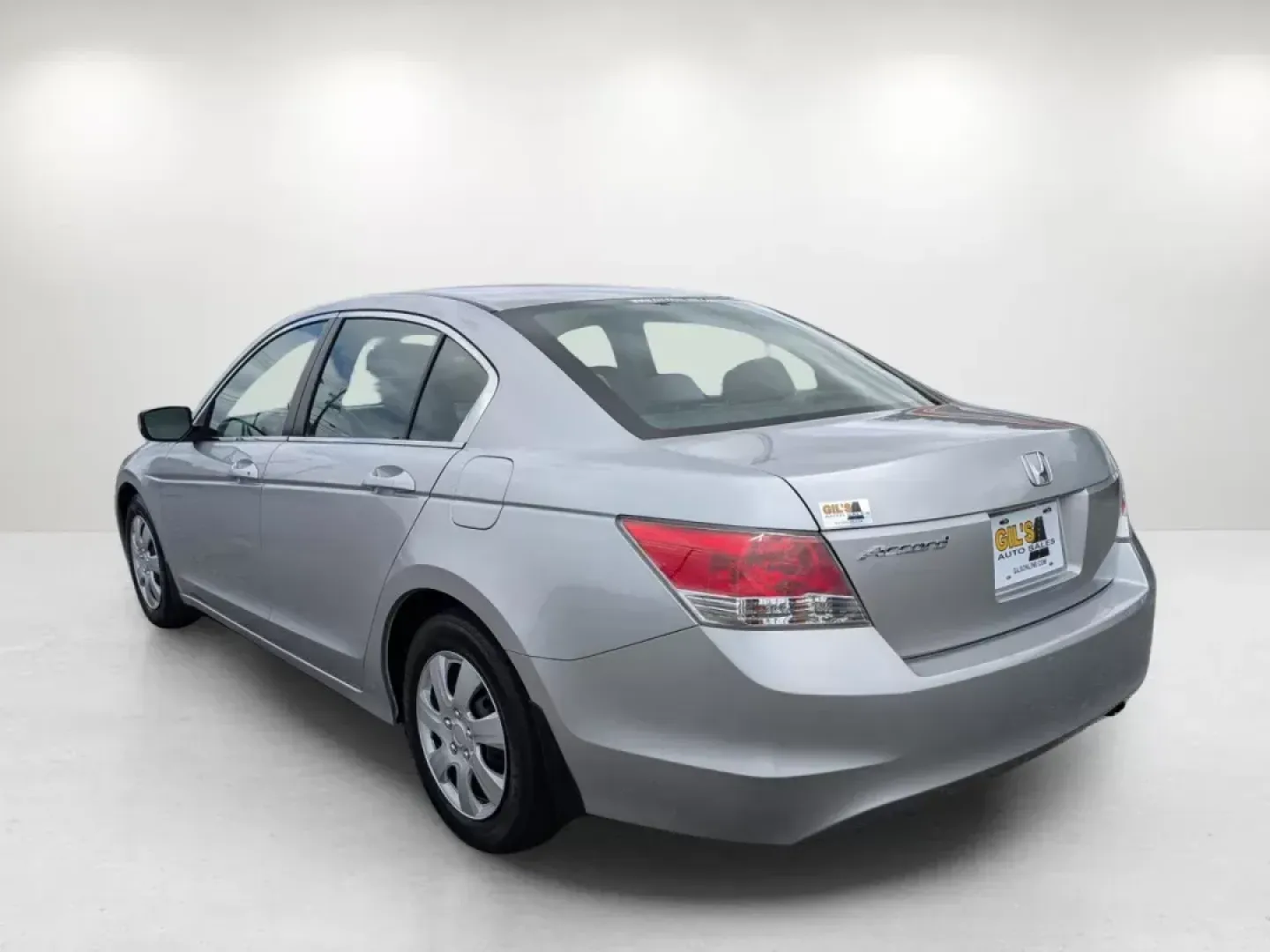 2010 Honda Accord Sdn LX (1HGCP2F35AA) with an Other engine, located at 804 22nd Ave, Phenix City, AL, 36870, (334) 297-1860, 32.484749, -85.024475 - Discover the perfect blend of reliability and comfort with our 2010 Honda Accord Sdn LX, ideal for budget-conscious buyers, growing families, and daily commuters alike. This well-maintained sedan, with a sleek silver exterior, has a mileage of just 126,952 miles, making it a fantastic choice for any - Photo#6