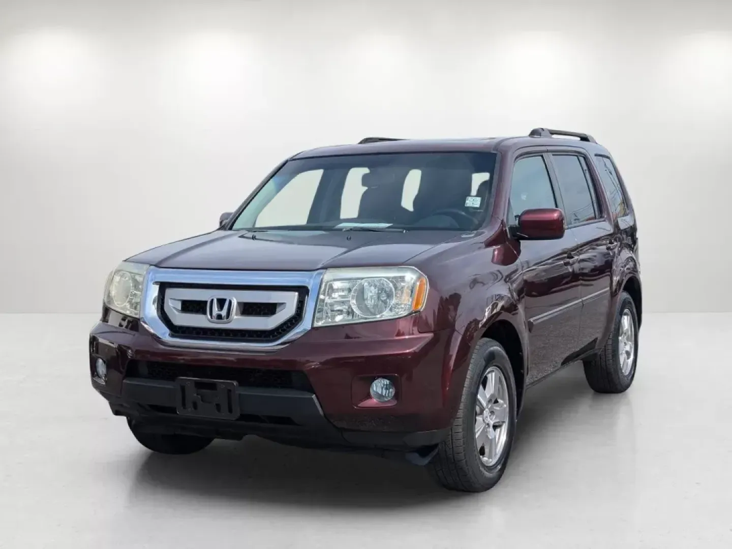 2010 Honda Pilot EX-L (5FNYF3H53AB) with an Gas V6 3.5L/212 engine, 5-Speed Automatic w/OD transmission, located at 7000 Northlake Connector, Columbus, GA, 31904, (706) 987-8085, 32.524975, -84.978134 - 2010 Honda Pilot EX-L - Photo#0