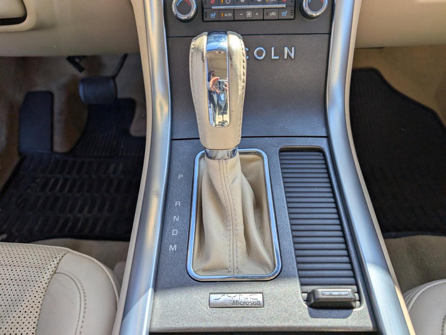 2010 Lincoln MKS (1LNHL9ER6AG) with an Gas V6 3.7L/ engine, 6-Speed Automatic w/OD w/Select-Shift transmission, located at 3959 U.S. 80 W, Phenix City, AL, 36870, (334) 297-4885, 32.469296, -85.135185 - 2010 Lincoln MKS - Photo#14
