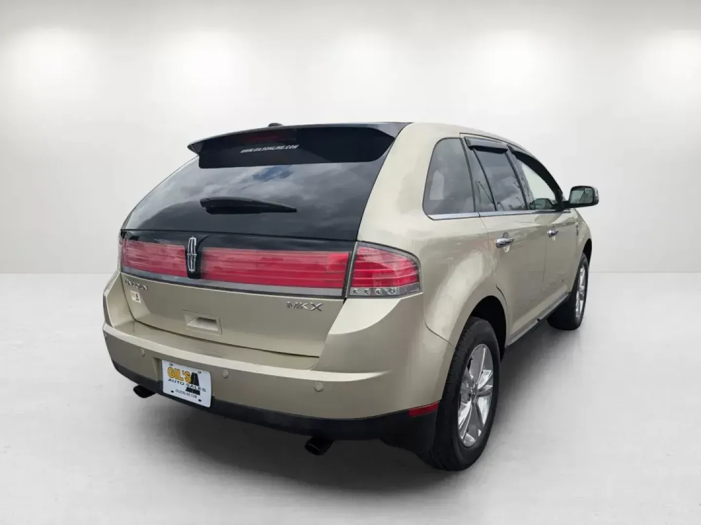 2010 Lincoln MKX (2LMDJ6JC4AB) with an Gas V6 3.5L/213 engine, 6-Speed w/OD Automatic transmission, located at 3959 U.S. 80 W, Phenix City, AL, 36870, (334) 297-4885, 32.469296, -85.135185 - 2010 Lincoln MKX - Photo#5