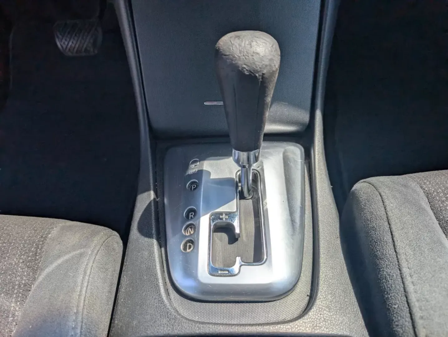 2010 Winter Frost Pearl /Charcoal Nissan Altima 2.5 S (1N4AL2AP9AN) with an Other engine, located at 1430 Gateway Drive, Opelika, AL, 36801, (334) 239-0944, 32.637871, -85.409790 - Discover the perfect blend of style, comfort, and affordability with this 2010 Nissan Altima 2.5 S, ideal for budget-conscious buyers searching for a reliable sedan that fits seamlessly into their busy lifestyles. Whether you're commuting to work, running errands around Phenix City, or embarking on - Photo#15