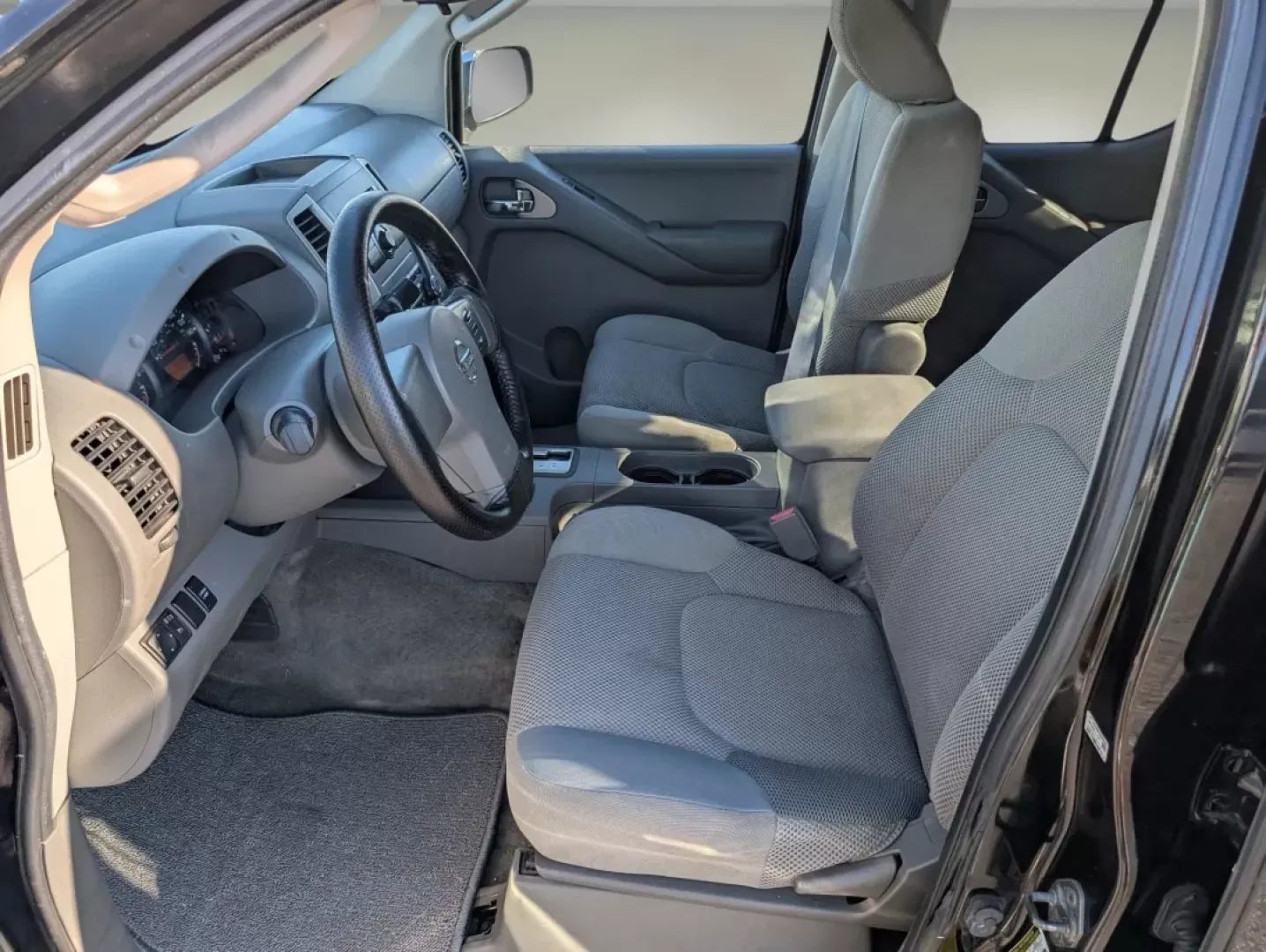 2010 /Steel Nissan Frontier SE (1N6AD0FR2AC) with an Other engine, located at 521 Old Farm Lane Rd, Prattville, AL, 36066, (334) 325-1505, 32.482460, -86.416367 - **Discover Adventure with the 2010 Nissan Frontier SE at Gils Auto - Phenix City!**<br /> <br /> Are you ready to embrace the thrill of weekend adventures or tackle everyday tasks with ease? Whether you're hauling gear for a family camping trip or navigating city streets, the 2010 Nissan Frontier SE - Photo#10