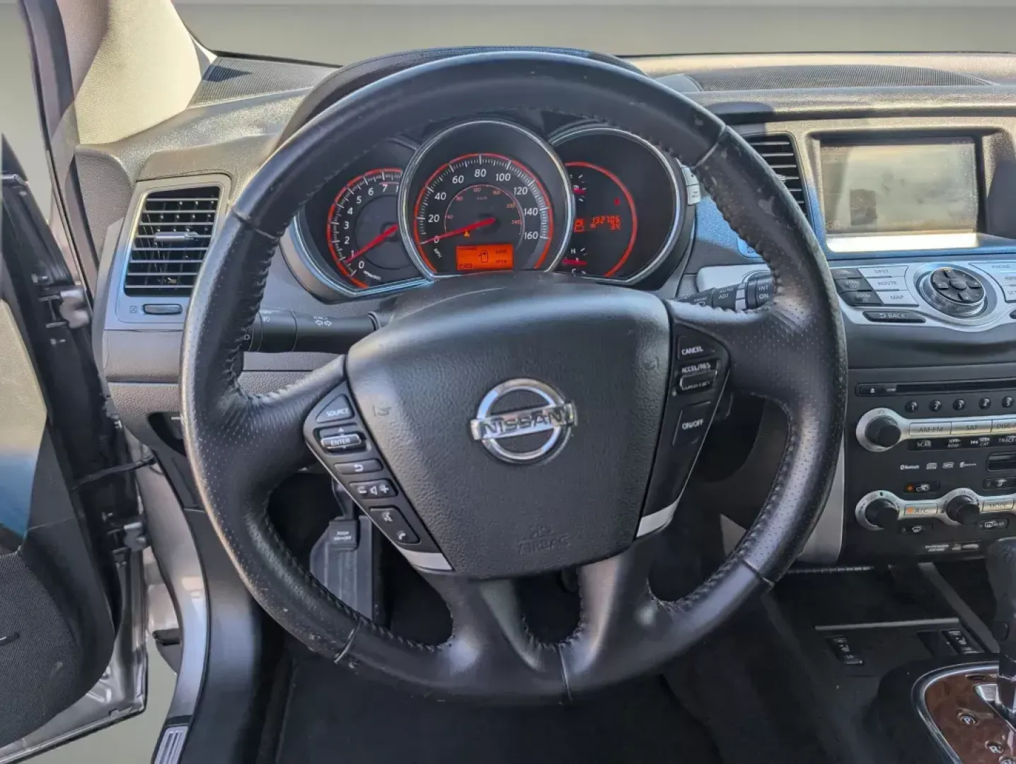 2010 /Black Nissan Murano LE (JN8AZ1MU9AW) with an Gas V6 3.5L/ engine, 1-Speed Continuously Variable Automatic (CVT) transmission, located at 3959 U.S. 80 W, Phenix City, AL, 36870, (334) 297-4885, 32.469296, -85.135185 - 2010 Nissan Murano LE - Photo#16