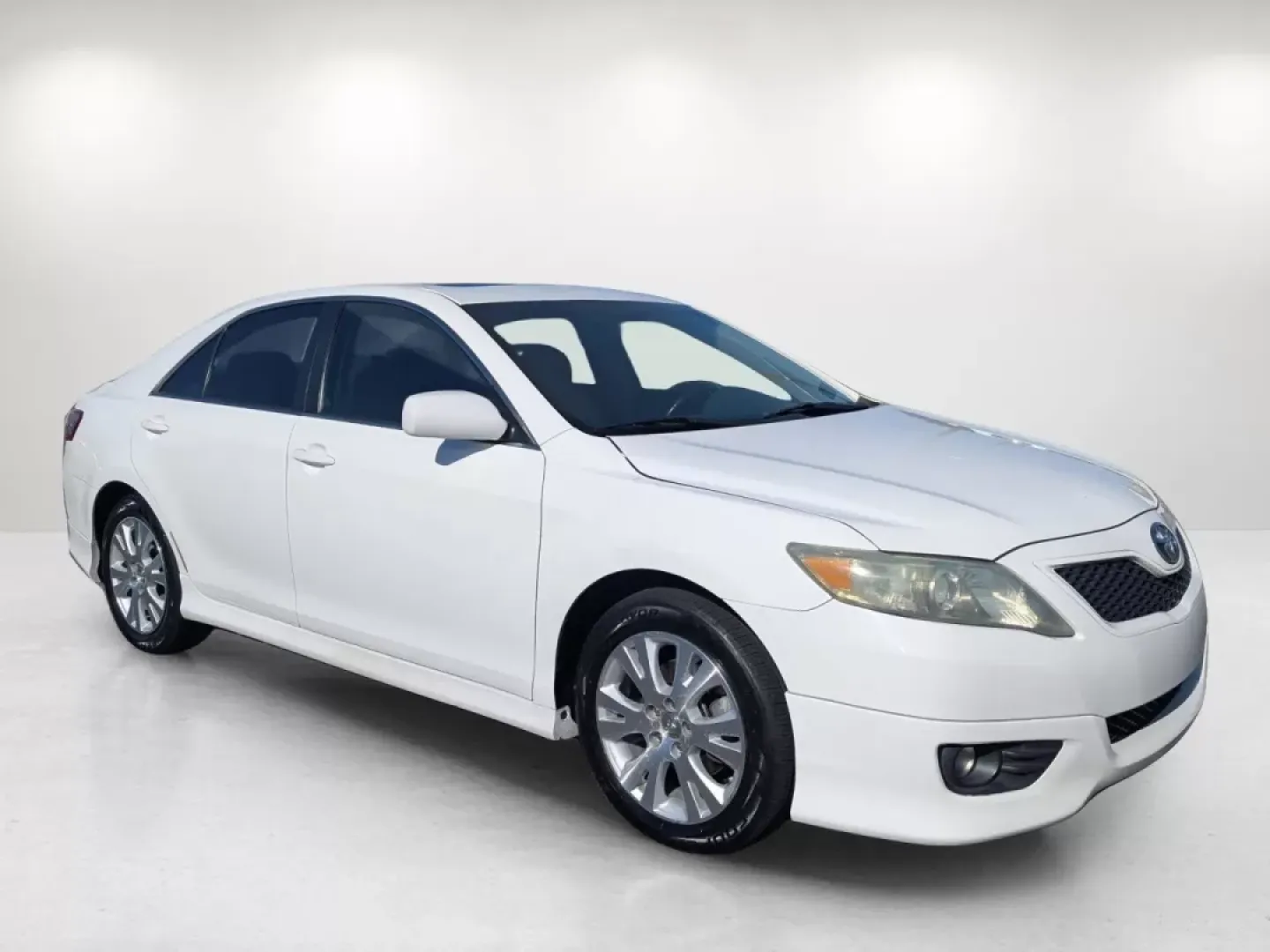 2010 Toyota Camry SE (4T1BF3EK6AU) with an Other engine, located at 5115 14th Ave., Columbus, GA, 31904, (706) 323-0345, 32.511494, -84.971046 - **Experience Reliability and Comfort with This 2010 Toyota Camry at Gils Auto in Phenix City, AL!**<br /> <br /> Are you in the market for a dependable vehicle that effortlessly fits into your daily lifestyle? Whether you're commuting to work, running errands, or taking the family on weekend adventu - Photo#2