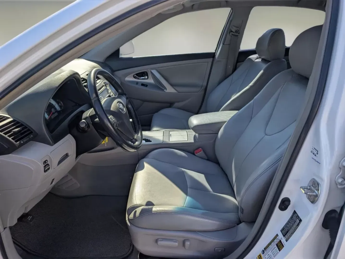 2010 Toyota Camry SE (4T1BF3EK6AU) with an Other engine, located at 5115 14th Ave., Columbus, GA, 31904, (706) 323-0345, 32.511494, -84.971046 - **Experience Reliability and Comfort with This 2010 Toyota Camry at Gils Auto in Phenix City, AL!**<br /> <br /> Are you in the market for a dependable vehicle that effortlessly fits into your daily lifestyle? Whether you're commuting to work, running errands, or taking the family on weekend adventu - Photo#9