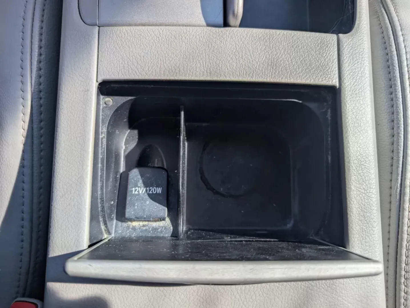 2010 Toyota Camry SE (4T1BF3EK6AU) with an Other engine, located at 5115 14th Ave., Columbus, GA, 31904, (706) 323-0345, 32.511494, -84.971046 - **Experience Reliability and Comfort with This 2010 Toyota Camry at Gils Auto in Phenix City, AL!**<br /> <br /> Are you in the market for a dependable vehicle that effortlessly fits into your daily lifestyle? Whether you're commuting to work, running errands, or taking the family on weekend adventu - Photo#14