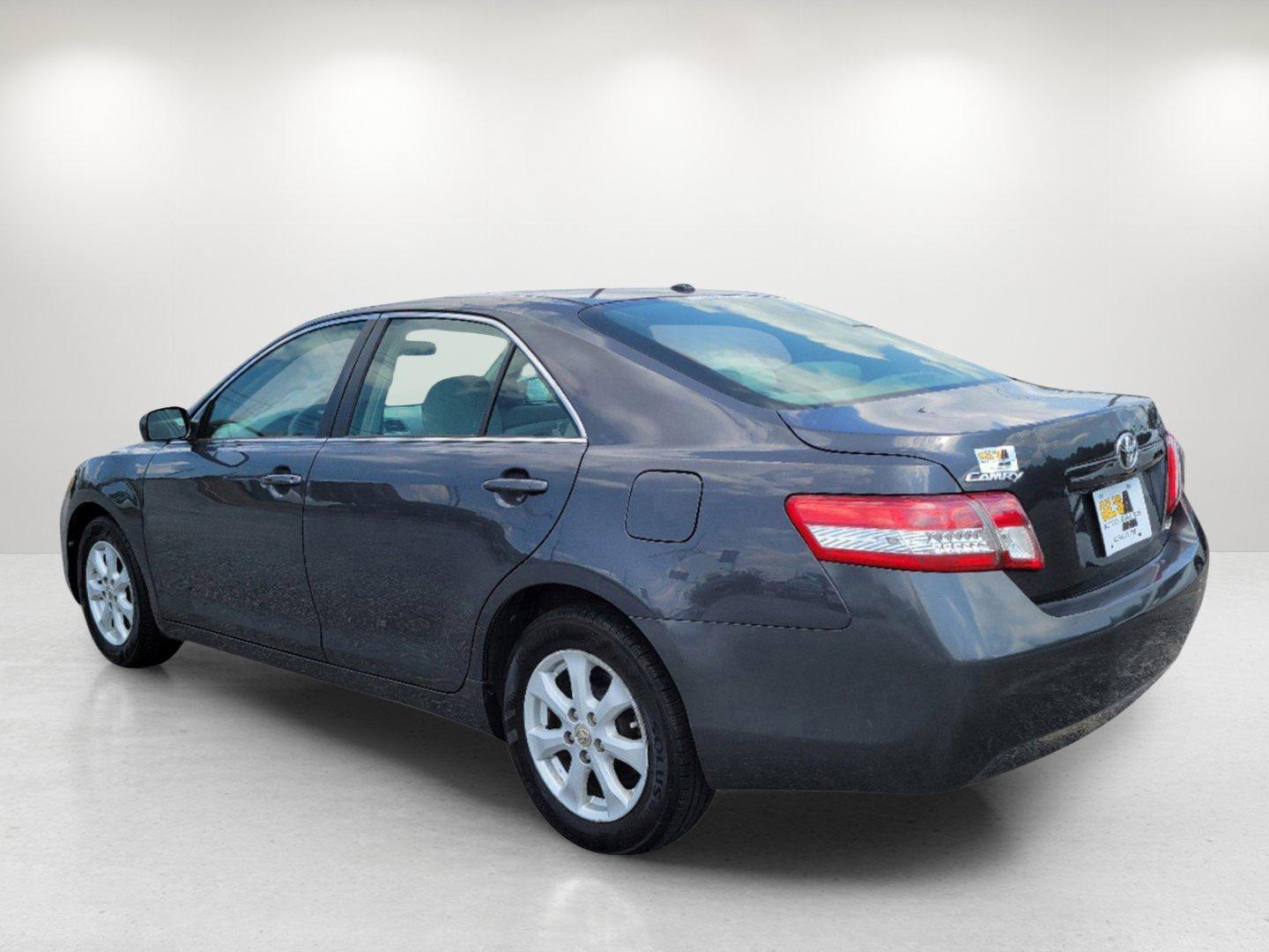 2010 Gray Toyota Camry LE (4T1BF3EK3AU) with an Gas I4 2.5L/152 engine, 6-Speed Automatic w/OD transmission, located at 1430 Gateway Drive, Opelika, AL, 36801, (334) 239-0944, 32.637871, -85.409790 - 2010 Toyota Camry LE - Photo#6