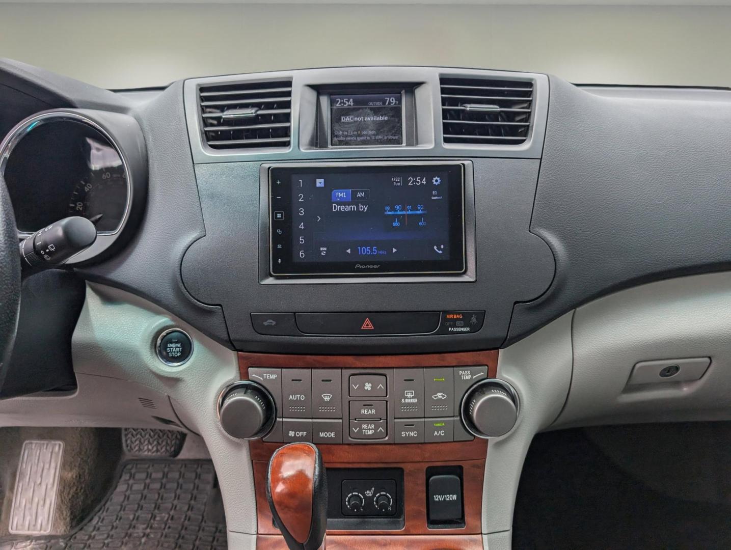 2010 Toyota Highlander Limited (5TDDK3EH2AS) with an Gas V6 3.5L/ engine, 5-Speed Automatic transmission, located at 3959 U.S. 80 W, Phenix City, AL, 36870, (334) 297-4885, 32.469296, -85.135185 - 2010 Toyota Highlander Limited - Photo#14