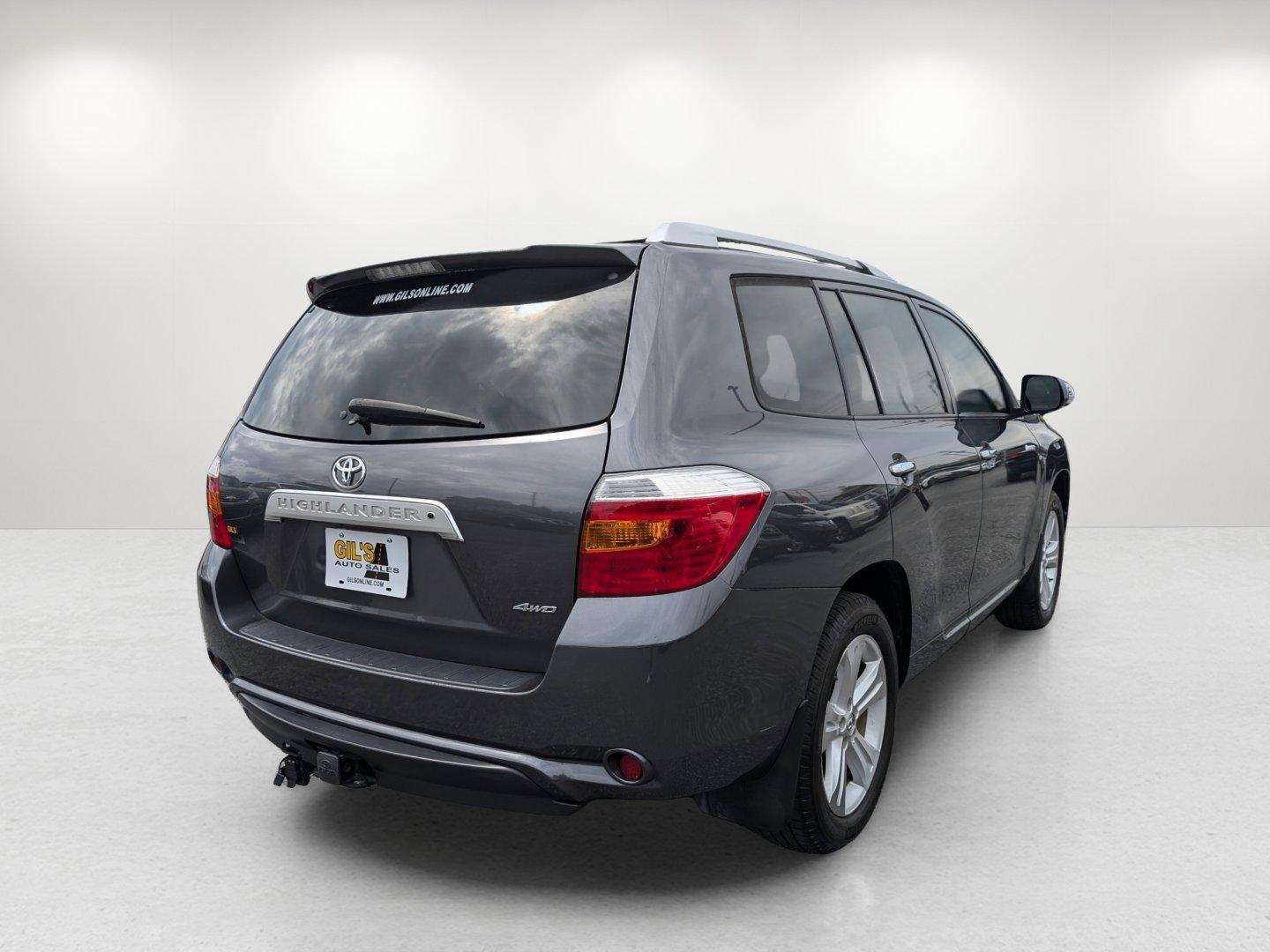 2010 Toyota Highlander Limited (5TDDK3EH2AS) with an Gas V6 3.5L/ engine, 5-Speed Automatic transmission, located at 3959 U.S. 80 W, Phenix City, AL, 36870, (334) 297-4885, 32.469296, -85.135185 - 2010 Toyota Highlander Limited - Photo#4