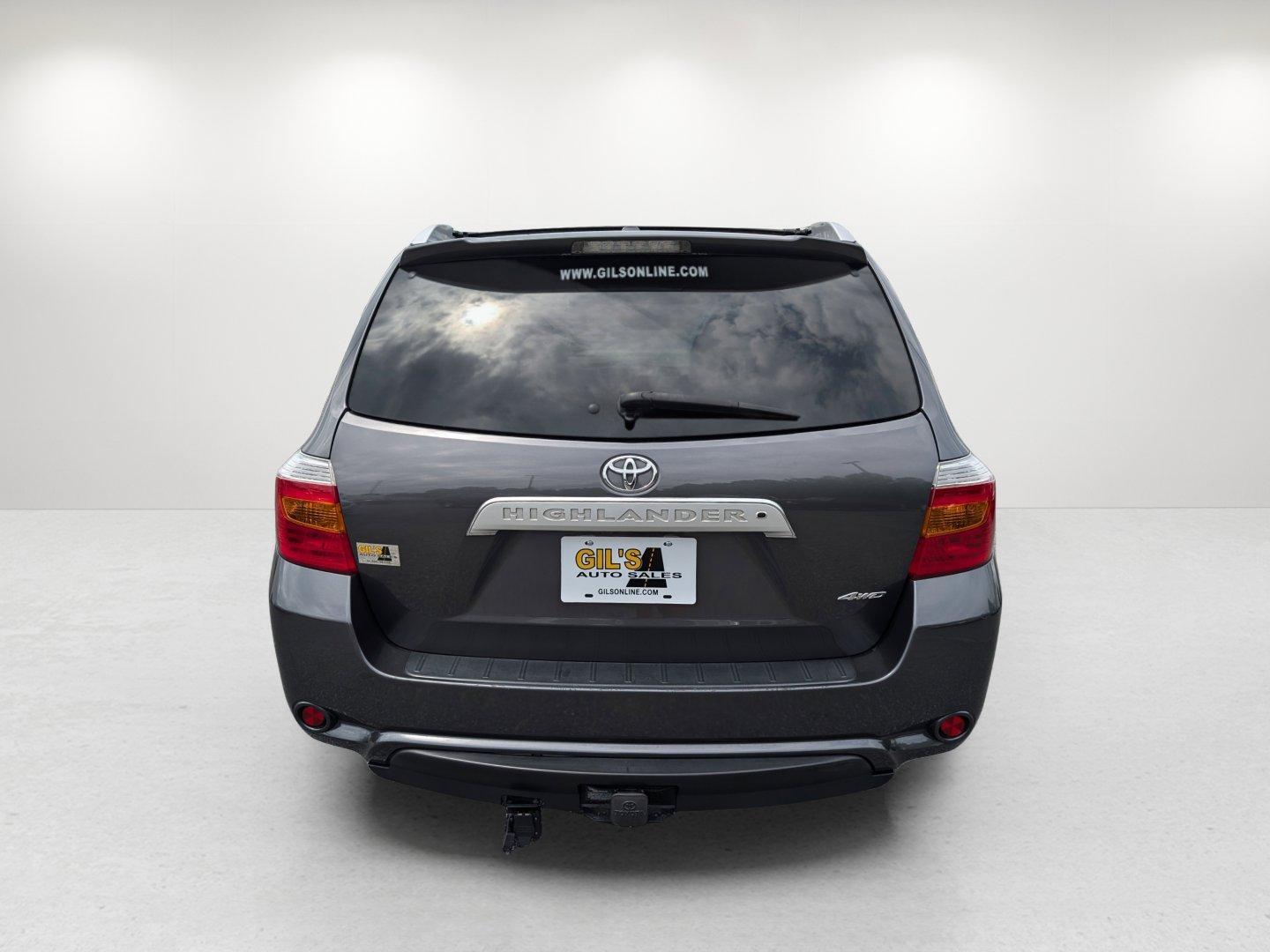 2010 Toyota Highlander Limited (5TDDK3EH2AS) with an Gas V6 3.5L/ engine, 5-Speed Automatic transmission, located at 3959 U.S. 80 W, Phenix City, AL, 36870, (334) 297-4885, 32.469296, -85.135185 - 2010 Toyota Highlander Limited - Photo#5