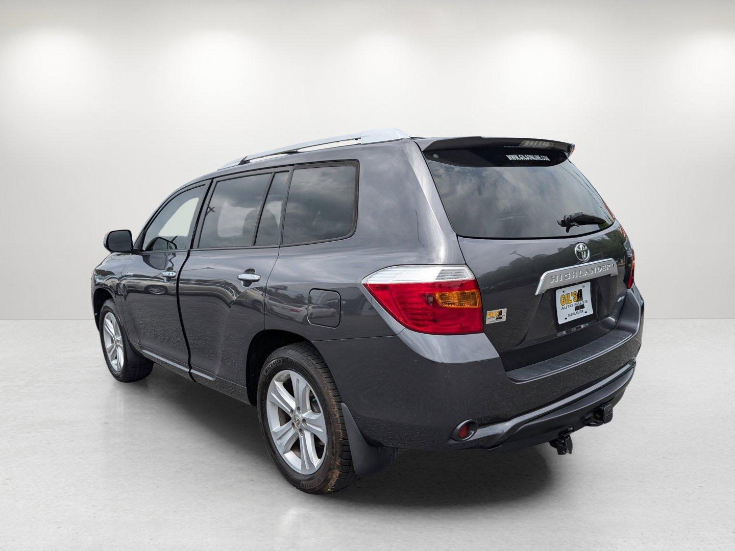 2010 Toyota Highlander Limited (5TDDK3EH2AS) with an Gas V6 3.5L/ engine, 5-Speed Automatic transmission, located at 3959 U.S. 80 W, Phenix City, AL, 36870, (334) 297-4885, 32.469296, -85.135185 - 2010 Toyota Highlander Limited - Photo#6