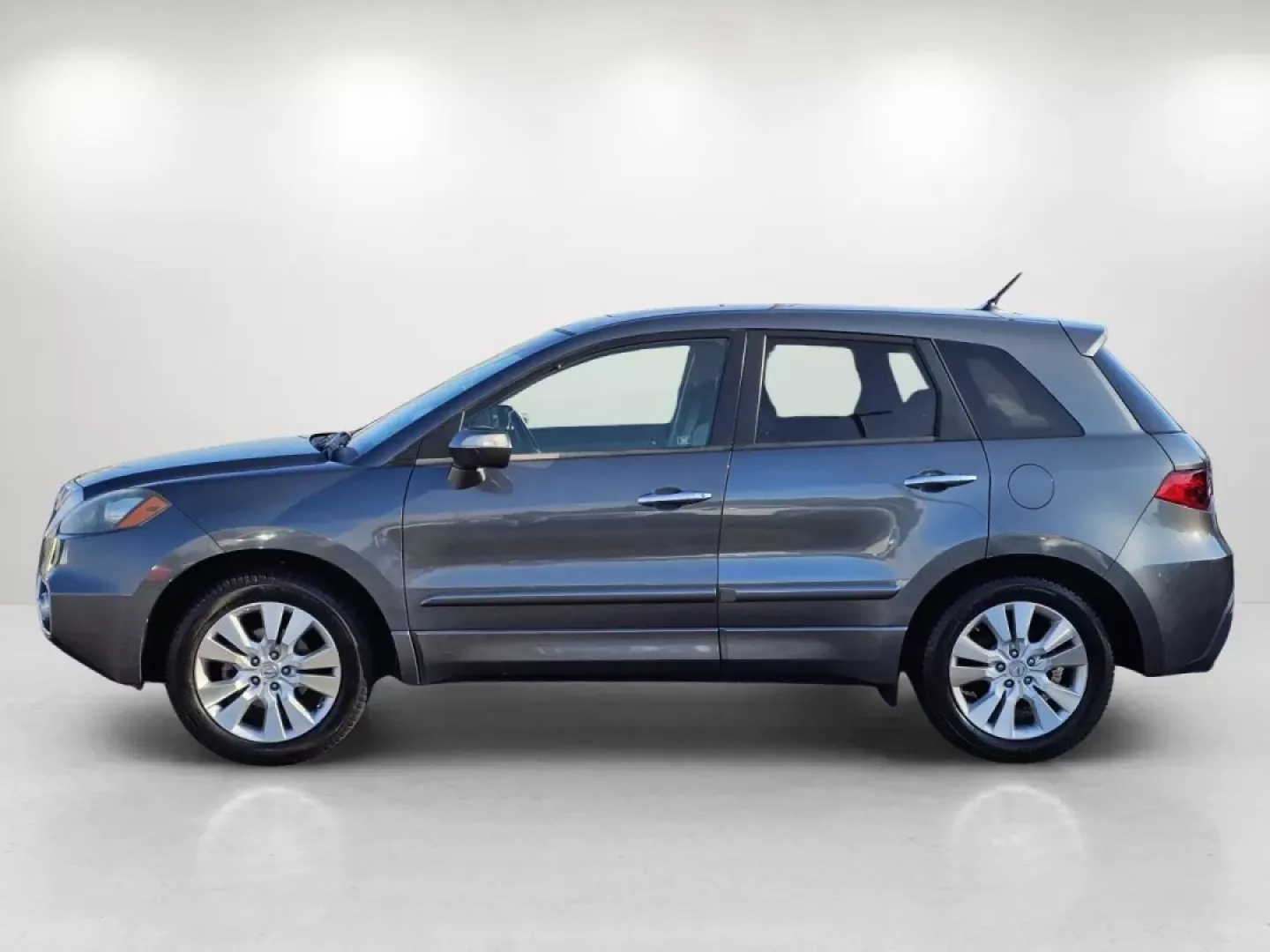 2011 Acura RDX (5J8TB2H23BA) with an Other engine, located at 3959 U.S. 80 W, Phenix City, AL, 36870, (334) 297-4885, 32.469296, -85.135185 - **Elevate Your Adventures with the 2011 Acura RDX at Gils Auto - Phenix City!**<br /> <br /> Are you ready to experience the perfect blend of style, comfort, and versatility? The 2011 Acura RDX is your ideal companion for weekend getaways, family outings, or daily commutes. With a sporty utility des - Photo#7