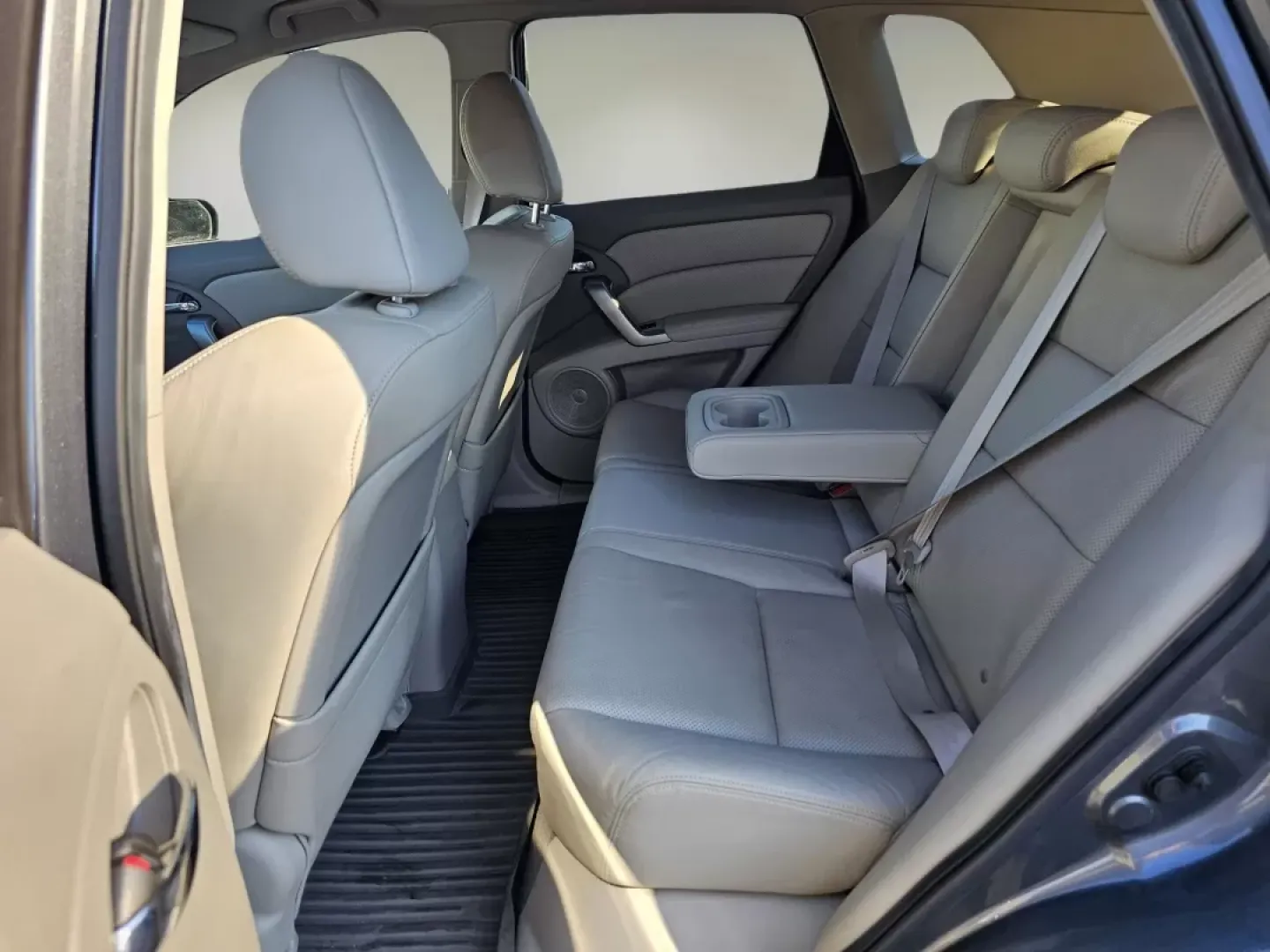 2011 Acura RDX (5J8TB2H23BA) with an Other engine, located at 3959 U.S. 80 W, Phenix City, AL, 36870, (334) 297-4885, 32.469296, -85.135185 - **Elevate Your Adventures with the 2011 Acura RDX at Gils Auto - Phenix City!**<br /> <br /> Are you ready to experience the perfect blend of style, comfort, and versatility? The 2011 Acura RDX is your ideal companion for weekend getaways, family outings, or daily commutes. With a sporty utility des - Photo#14