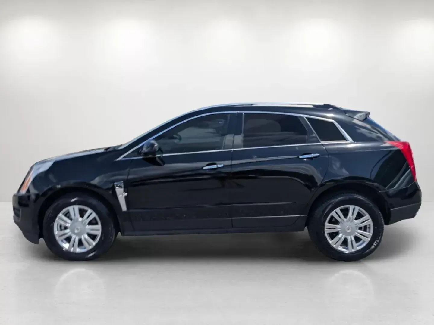 2011 /Ebony w/Titanium accents Cadillac SRX Luxury Collection (3GYFNAEY7BS) with an Gas V6 3.0L/183 engine, 6-Speed Automatic w/OD transmission, located at 3959 U.S. 80 W, Phenix City, AL, 36870, (334) 297-4885, 32.469296, -85.135185 - 2011 Cadillac SRX Luxury Collection - Photo#8